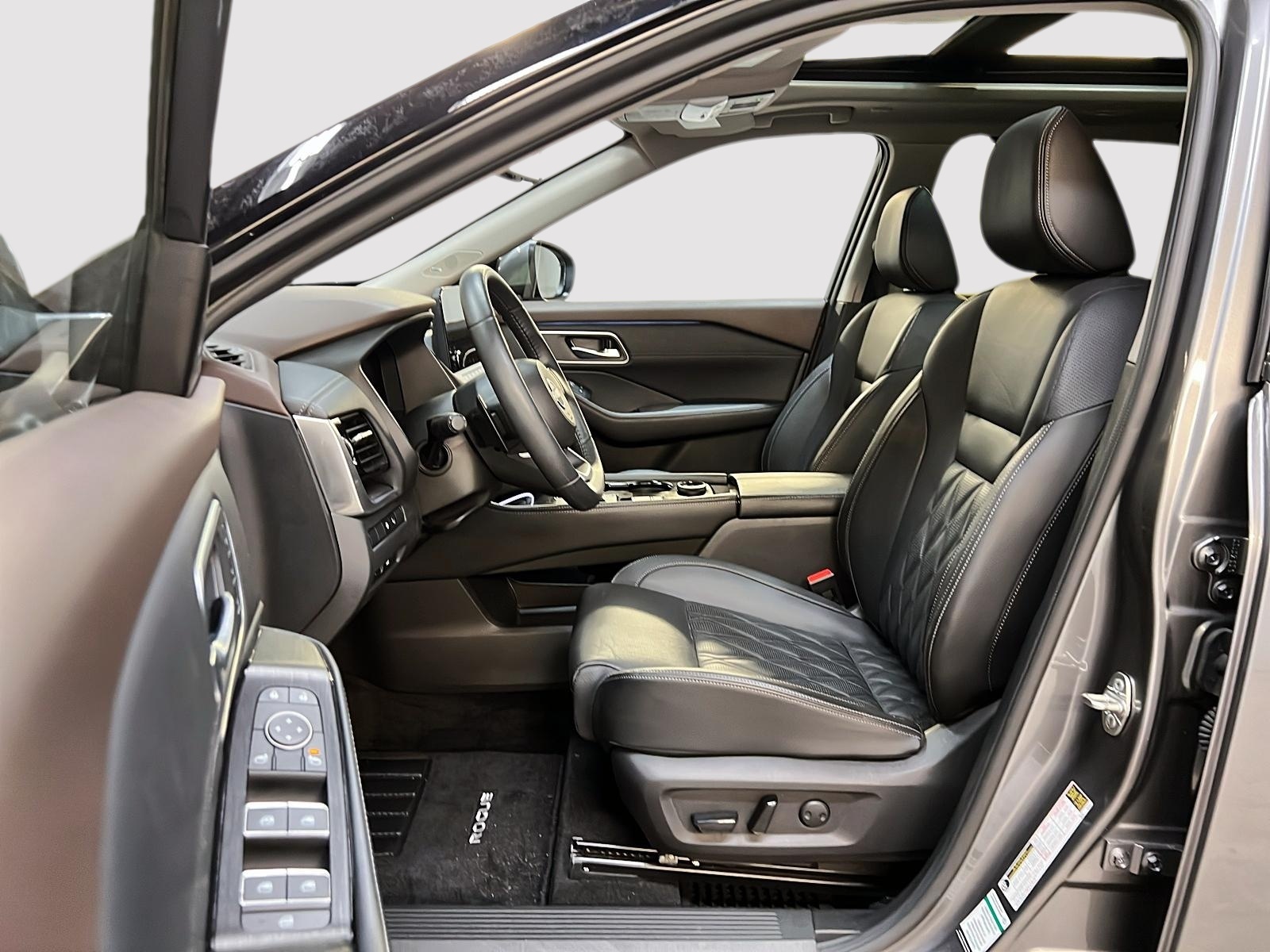 Nissan Rogue 2023 - Image #7