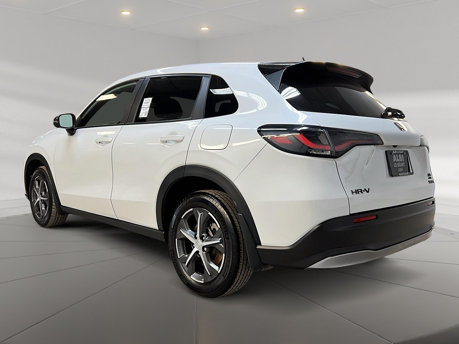 Honda HR-V SPORT TOIT 4RM 2023 - image #6