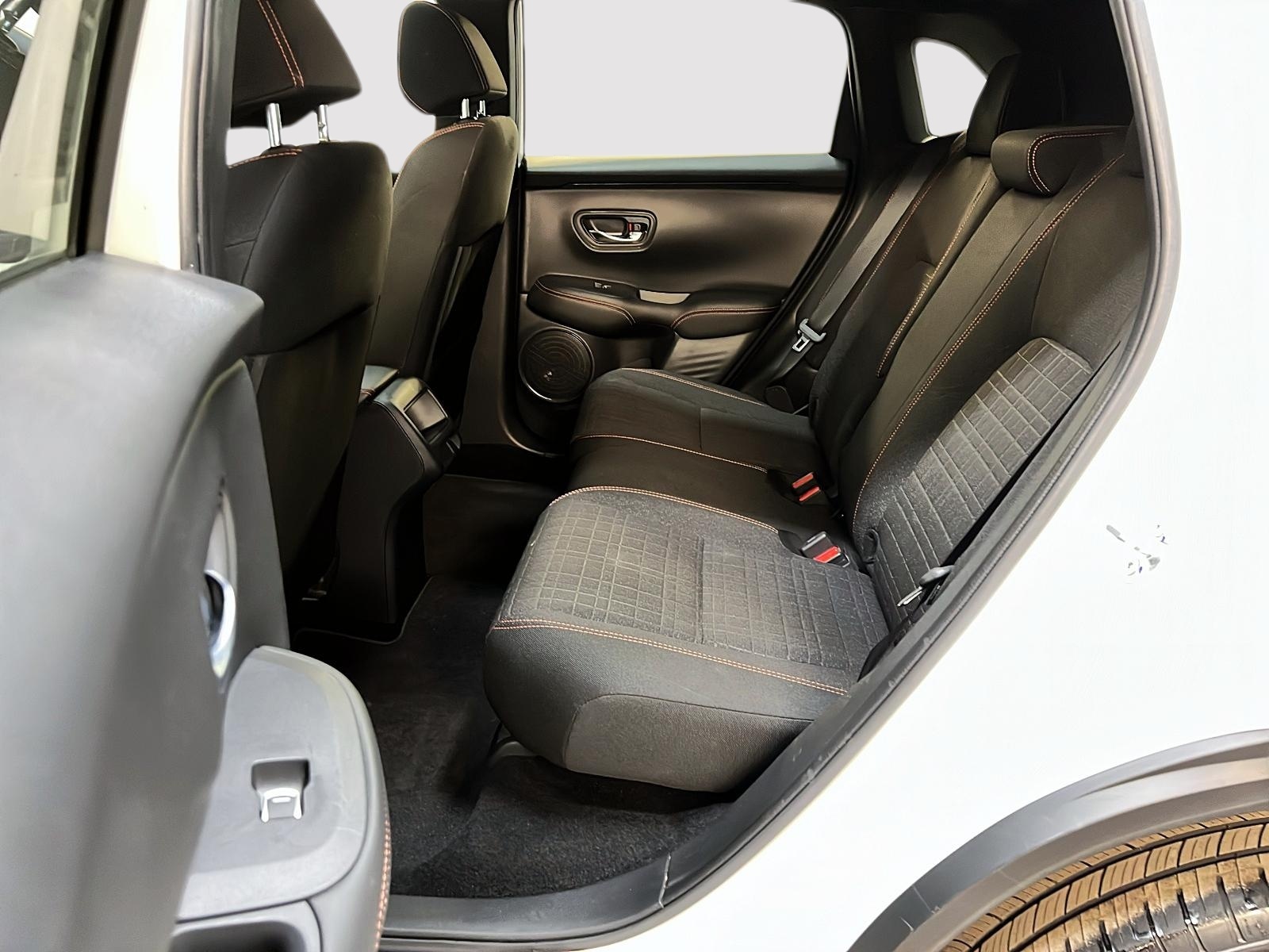 Honda HR-V SPORT TOIT 4RM 2023 - image #9