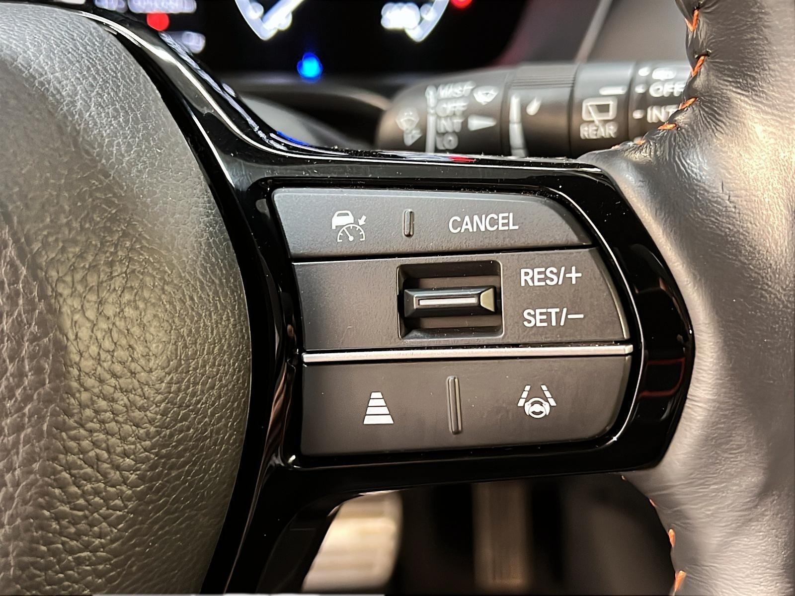 Honda HR-V SPORT TOIT 4RM 2023 - image #19