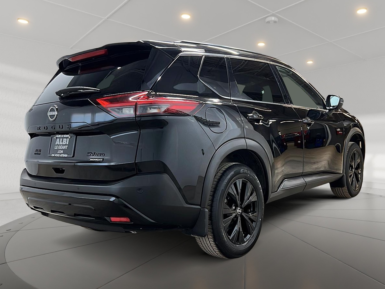 Nissan Rogue SV MIDNIGHT CUIR TOIT PANO 4RM 2023 — photo 4
