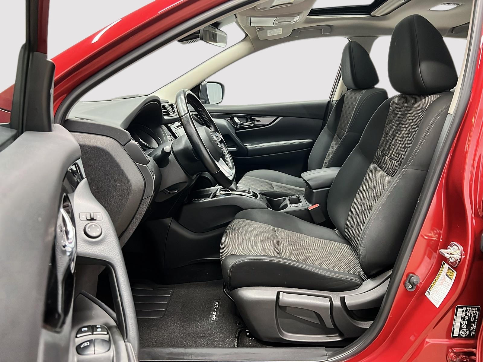 Nissan Qashqai SV TOIT 4RM 2023 — photo 7