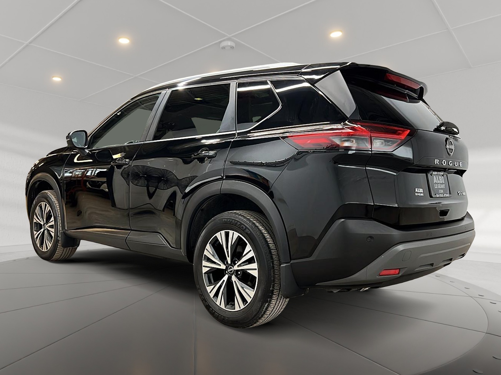 Nissan Rogue SV TOIT PANO 4RM 2023 — photo 6