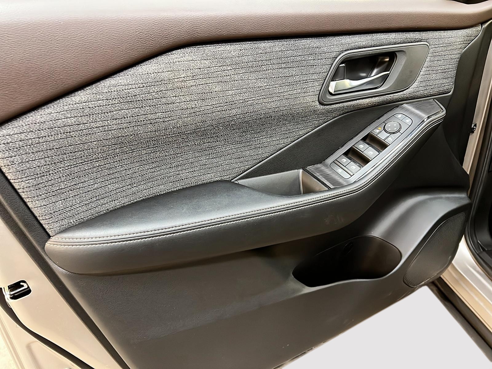 Nissan Rogue 2023 - Image #23