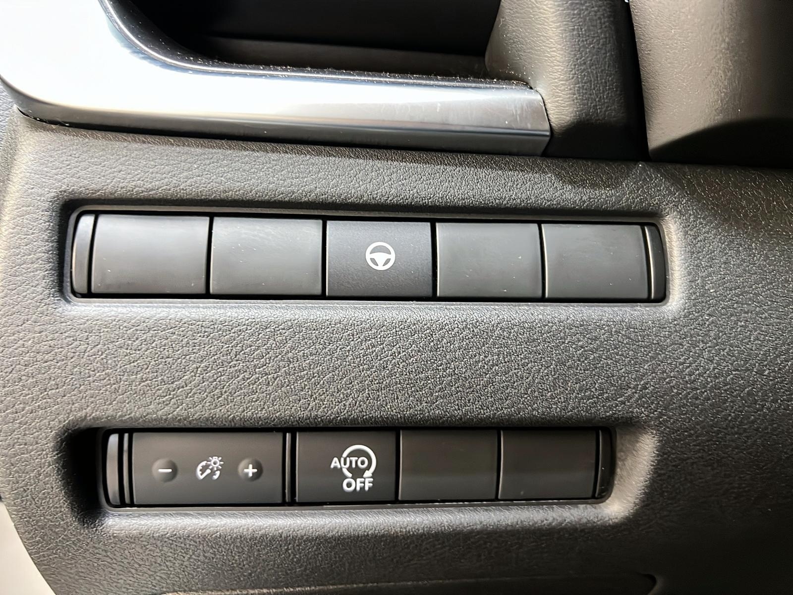 Nissan Rogue 2023 - Image #21