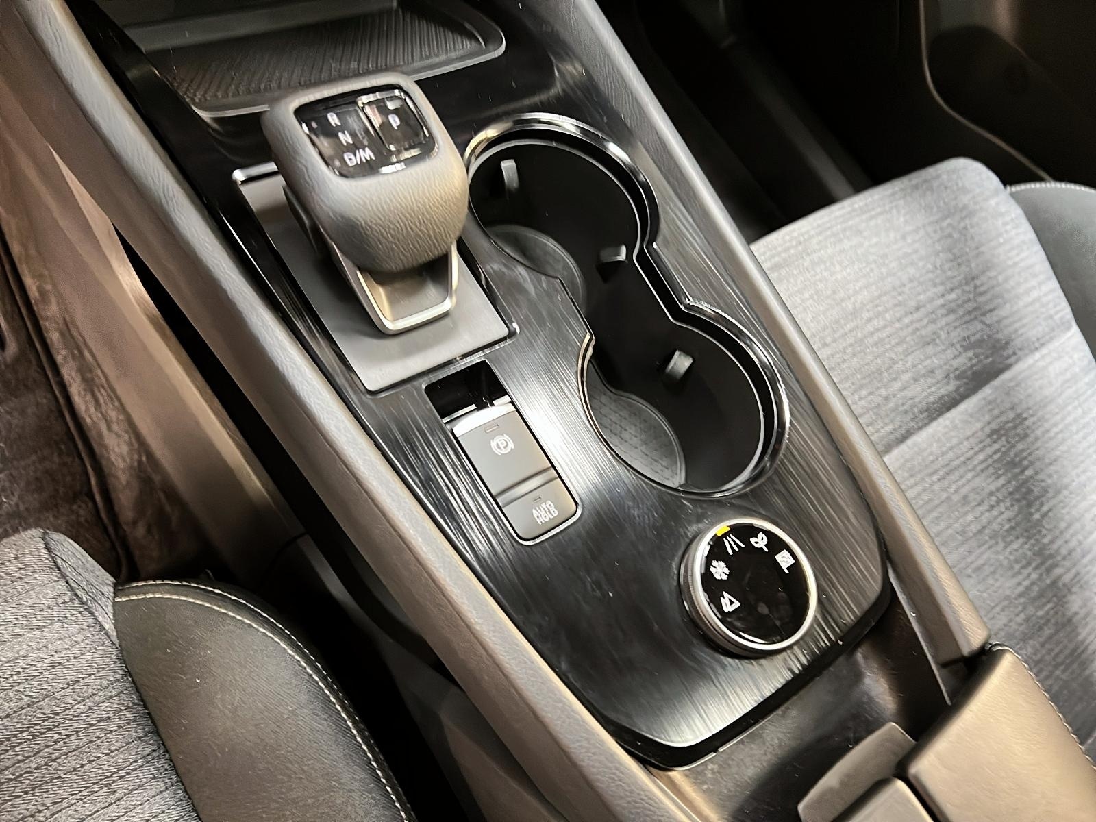 Nissan Rogue SV TOIT PANO 4RM 2023 - image #14