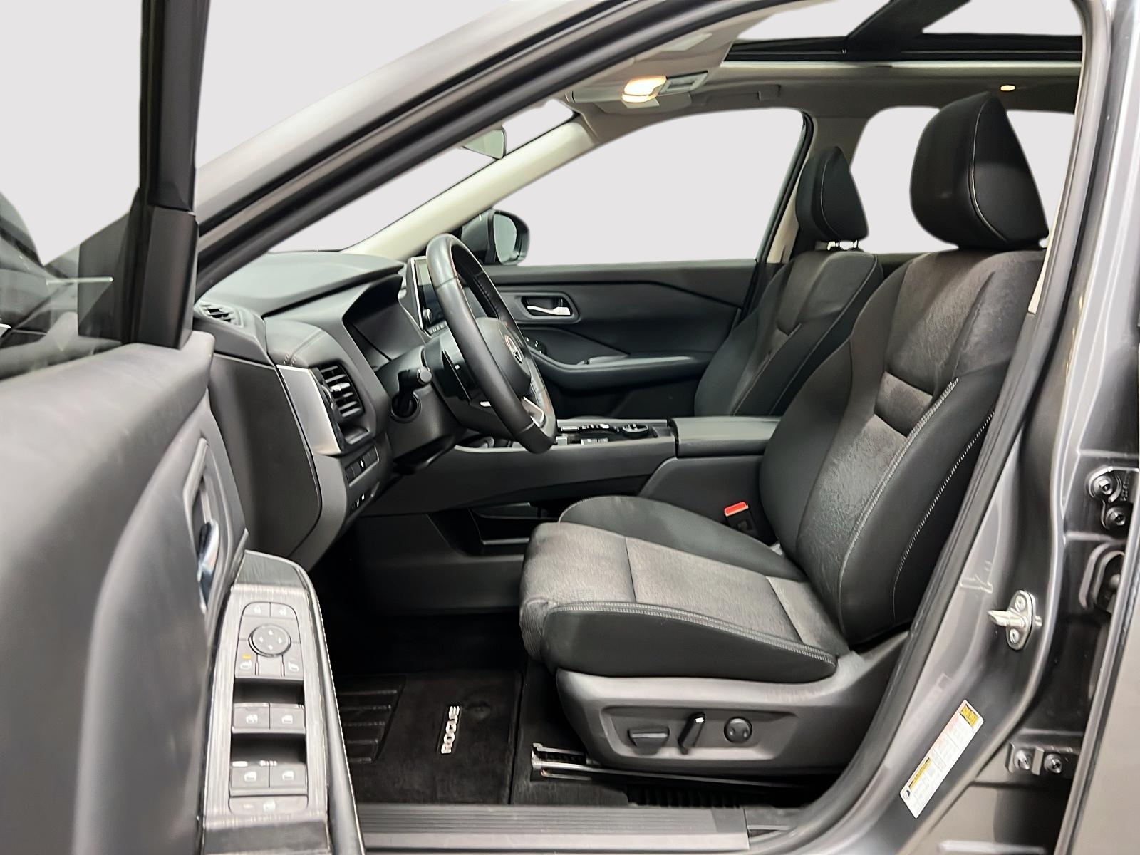Nissan Rogue SV TOIT PANO 4RM 2024 — photo 7