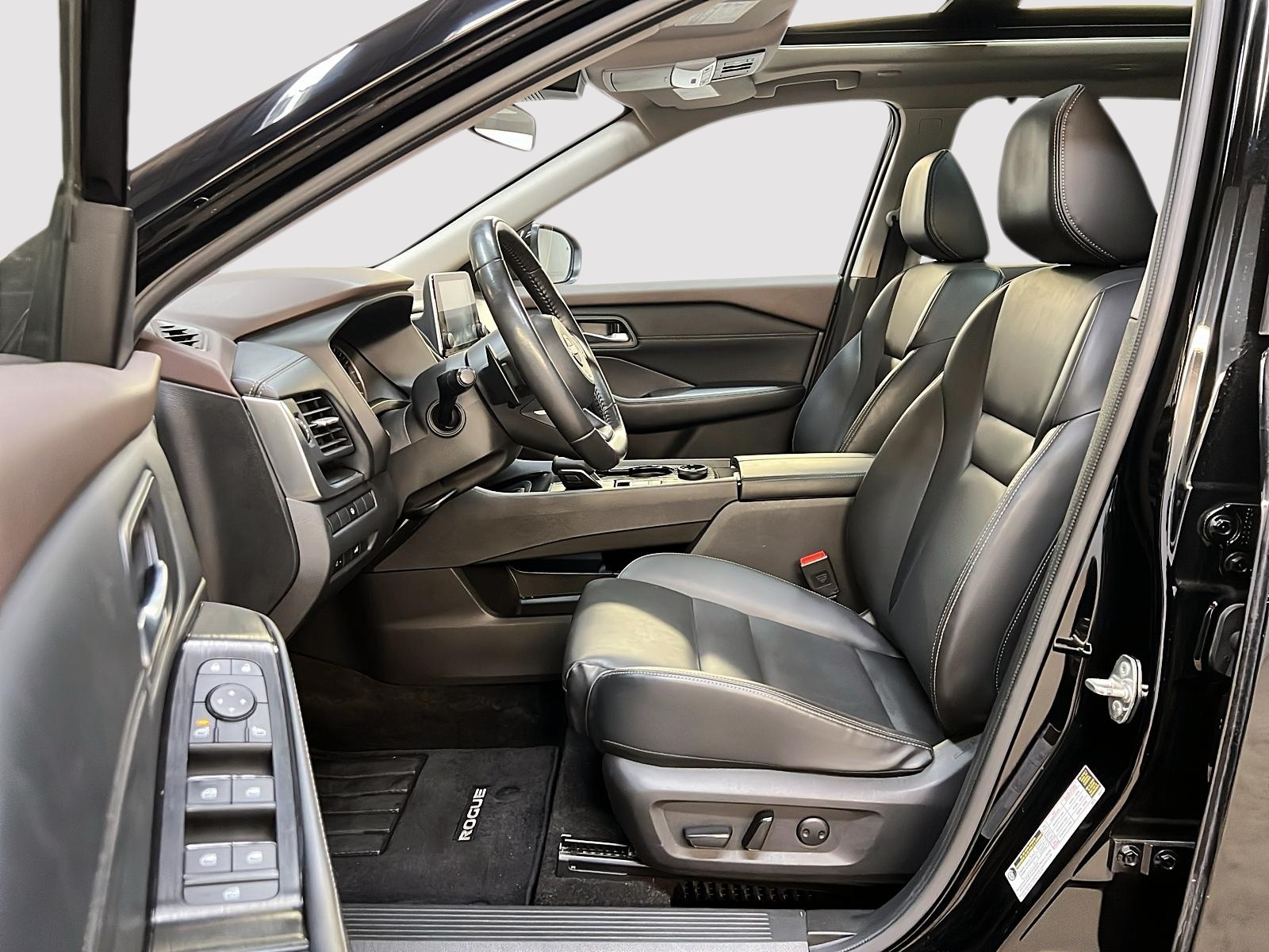 Nissan Rogue SV MIDNIGHT CUIR TOIT PANO 4RM 2023 — photo 7