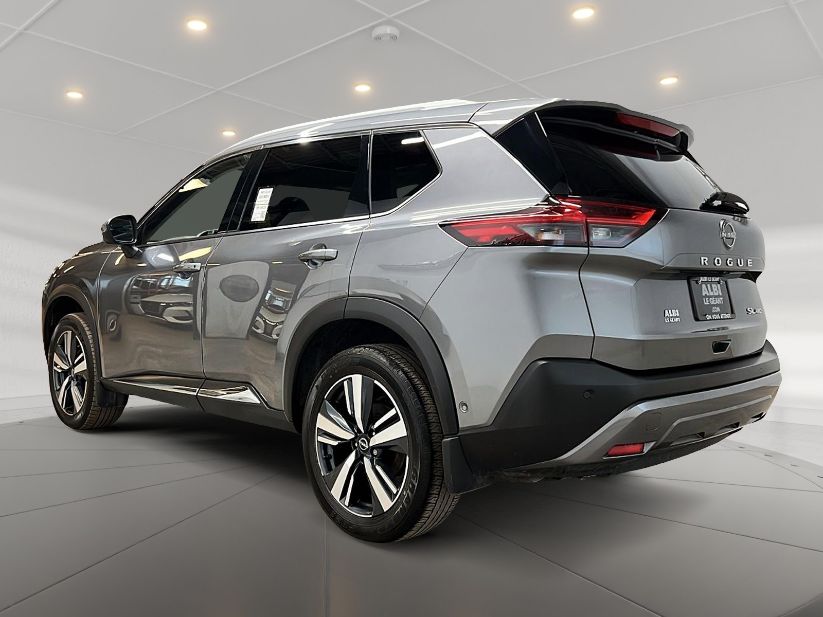 Nissan Rogue SL CUIR TOIT PANO NAV 4RM 2023 — photo 6
