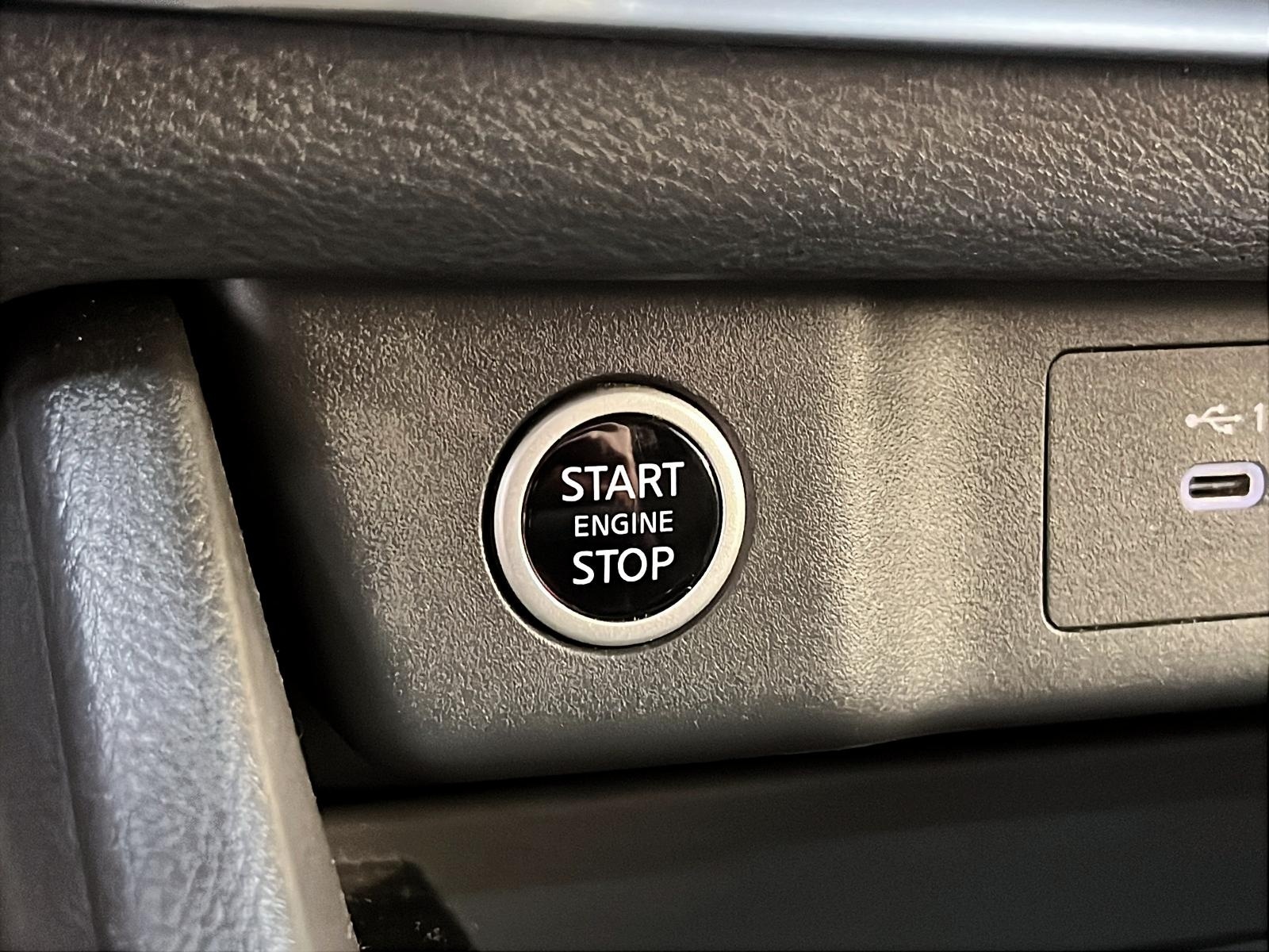 Nissan Rogue SV TOIT PANO 4RM 2023 - image #18