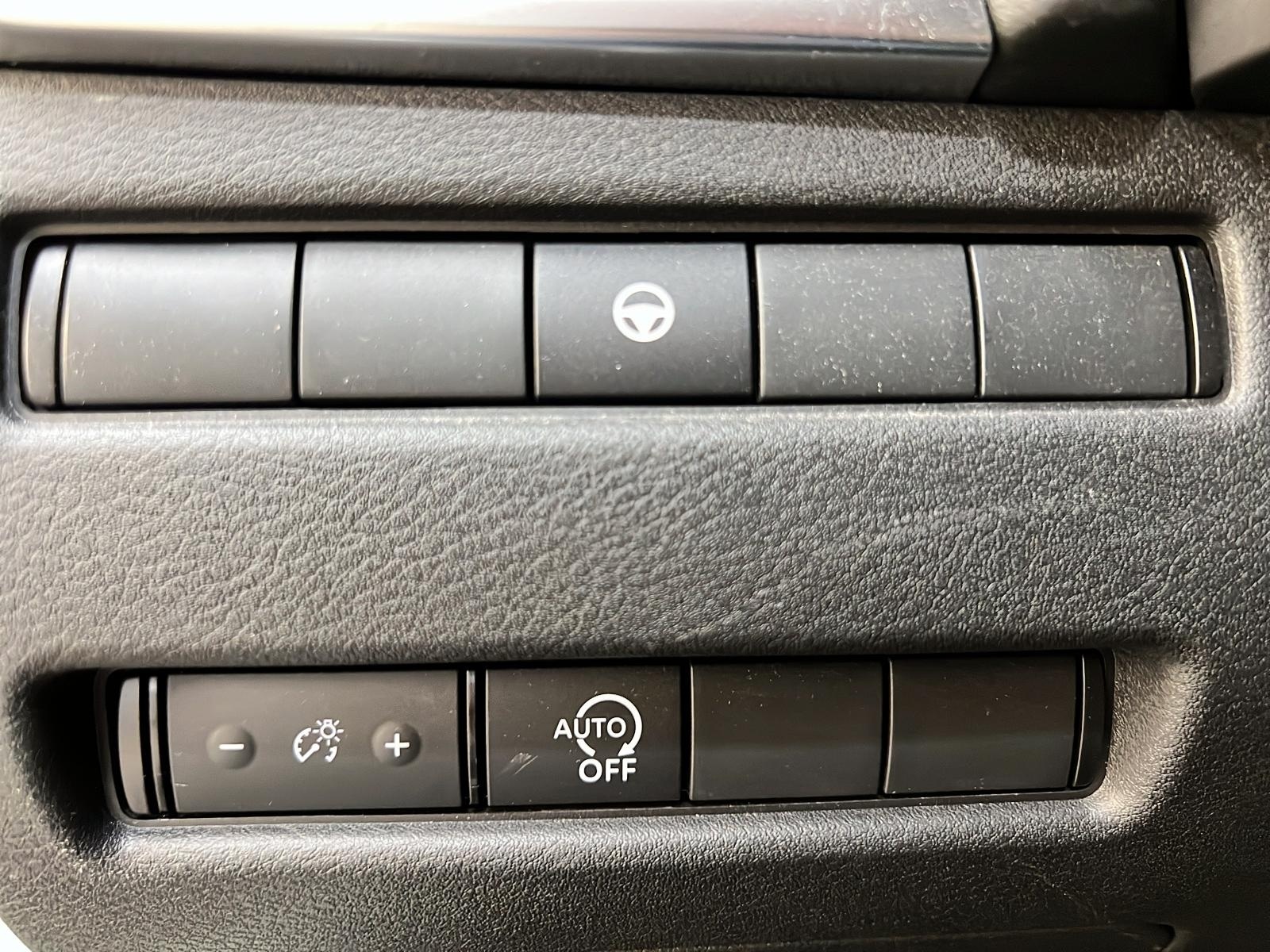 Nissan Rogue 2023 - Image #21