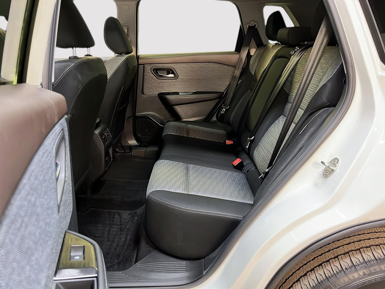 Nissan Rogue 2023 - Image #9