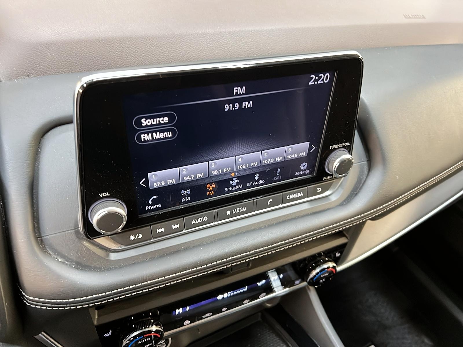 Nissan Rogue SV TOIT PANO 4RM 2023 - image #16