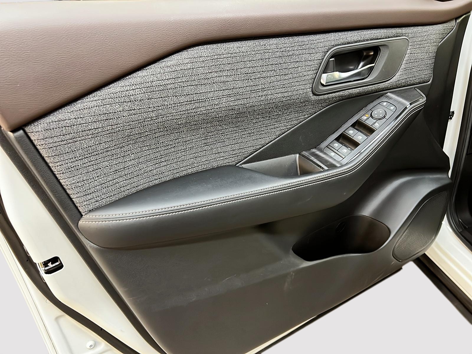 Nissan Rogue 2023 - Image #23