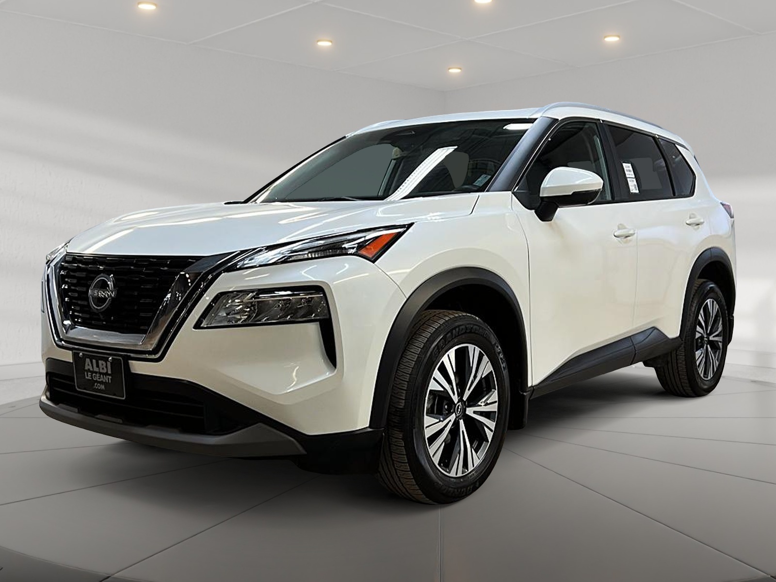 Nissan Rogue 2023 - Image #1