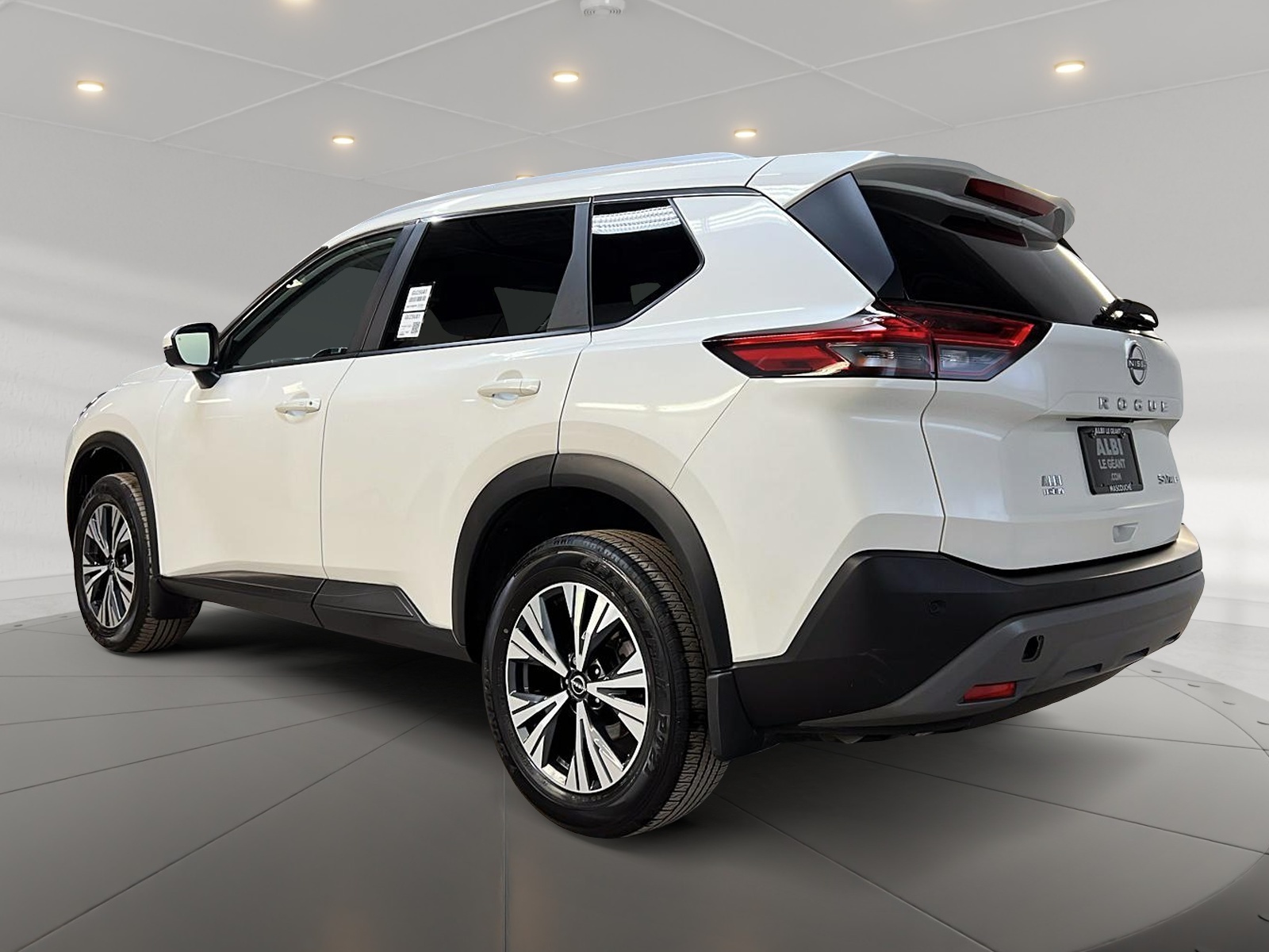 Nissan Rogue 2023 - Image #6