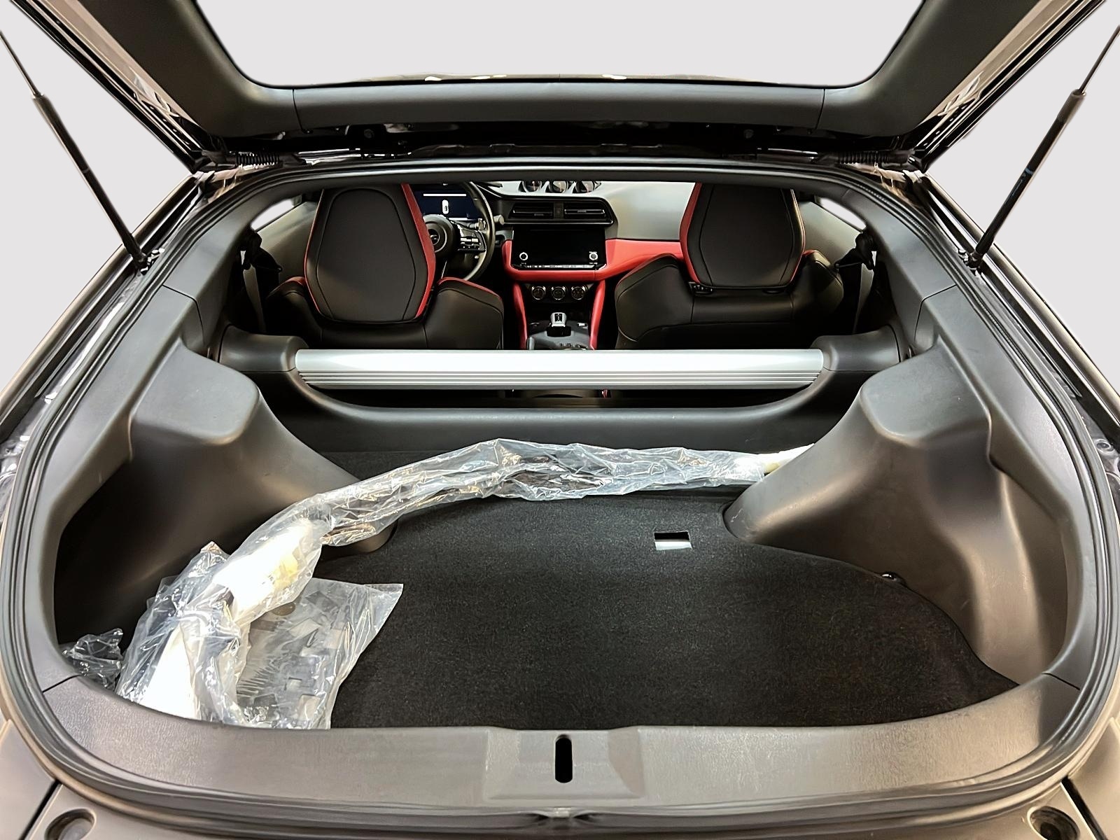 Nissan Z 2024 - Image #11