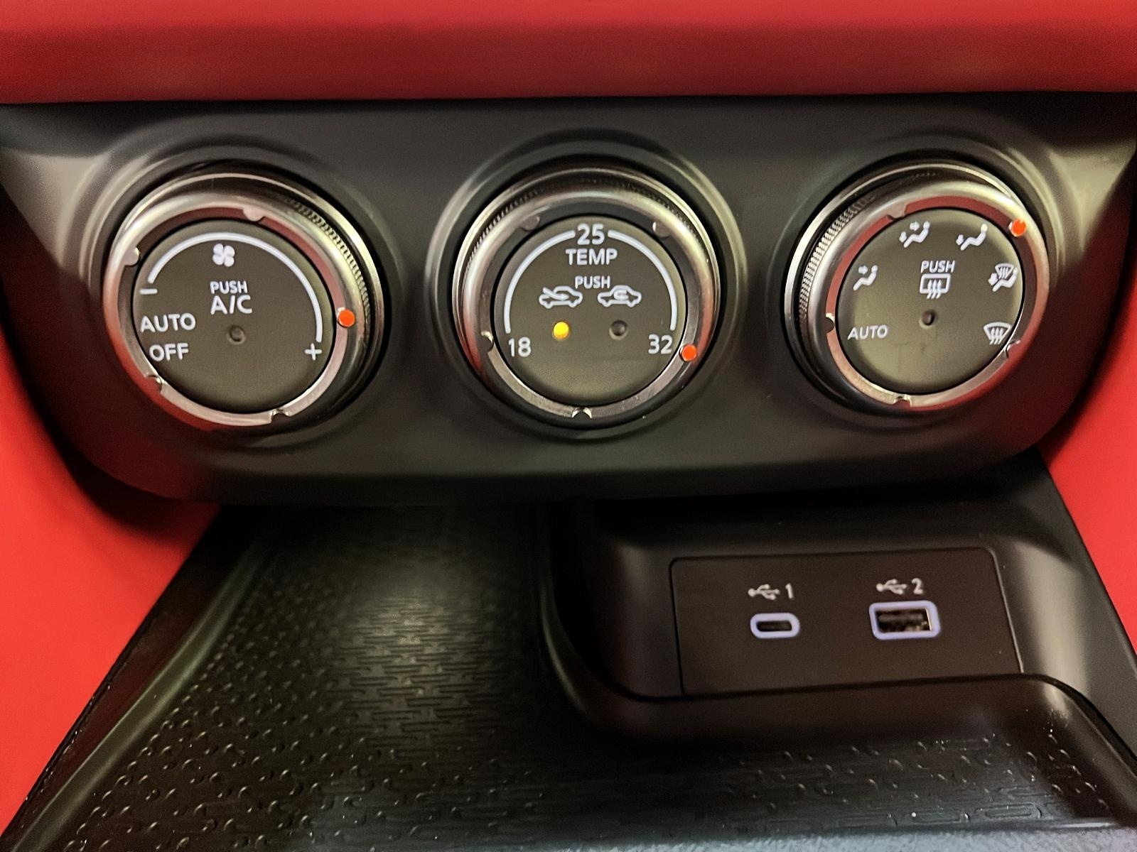 Nissan Z 2024 - Image #13