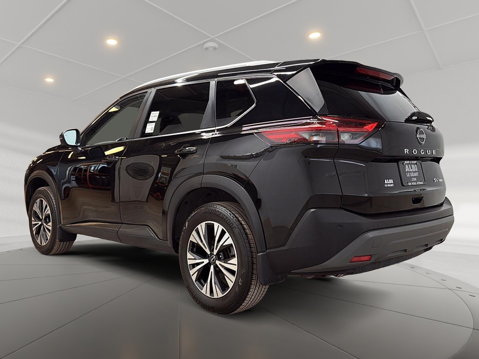Nissan Rogue SV TOIT PANO 4RM 2023 — photo 6