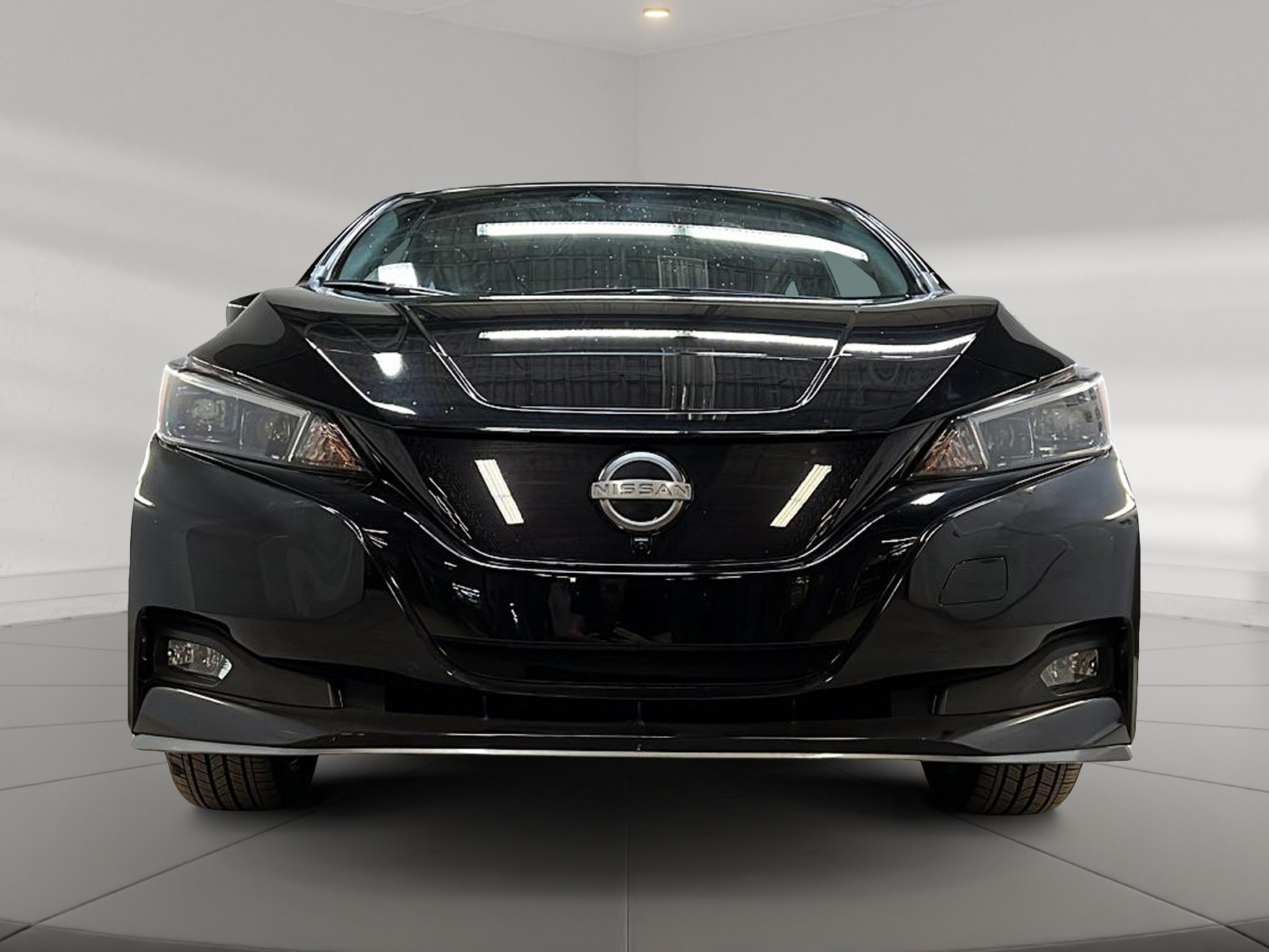 Nissan Leaf SV PLUS NAV 2024 — photo 2