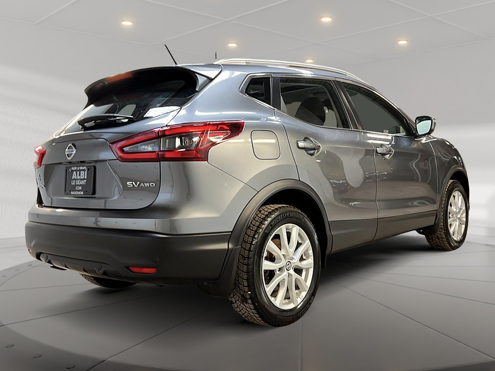 Nissan Qashqai SV TOIT 4RM 2023 - image #4