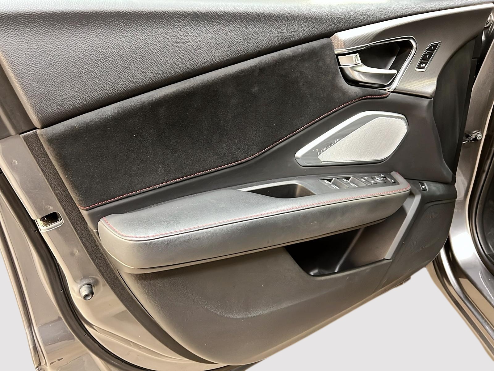 Acura RDX 2023 - Image #24