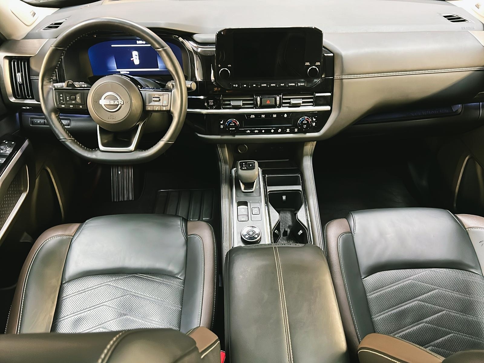 Nissan Pathfinder PLATINUM CUIR TOIT PANO NAV 4RM 2025 - image #25