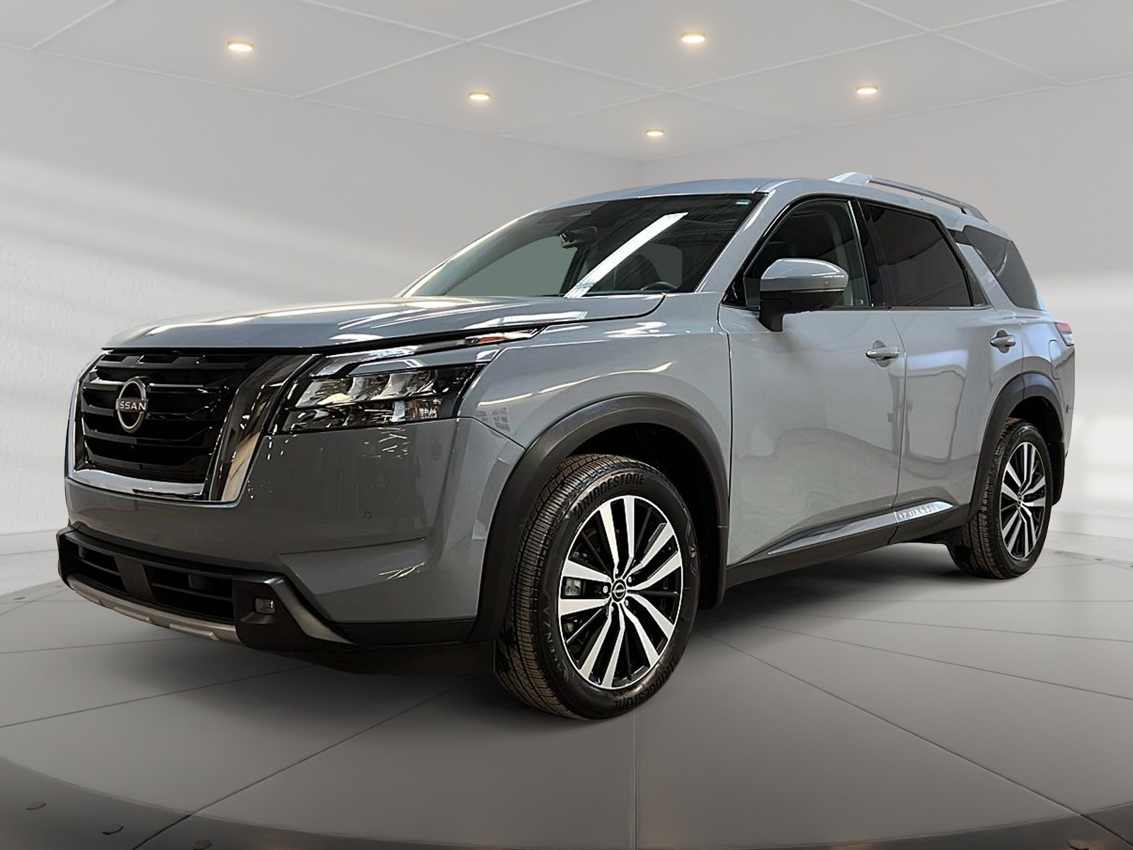 Nissan Pathfinder 2025 - Image #2