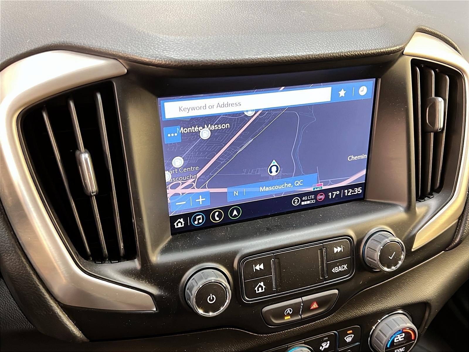 GMC Terrain DENALI CUIR TOIT PANO NAV 4RM 2024 - image #19