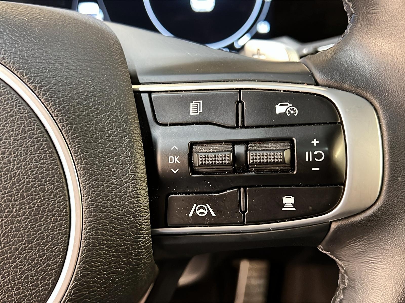 Kia Sportage SX PHEV CUIR TOIT OANO NAV 4RM 2023 - image #21