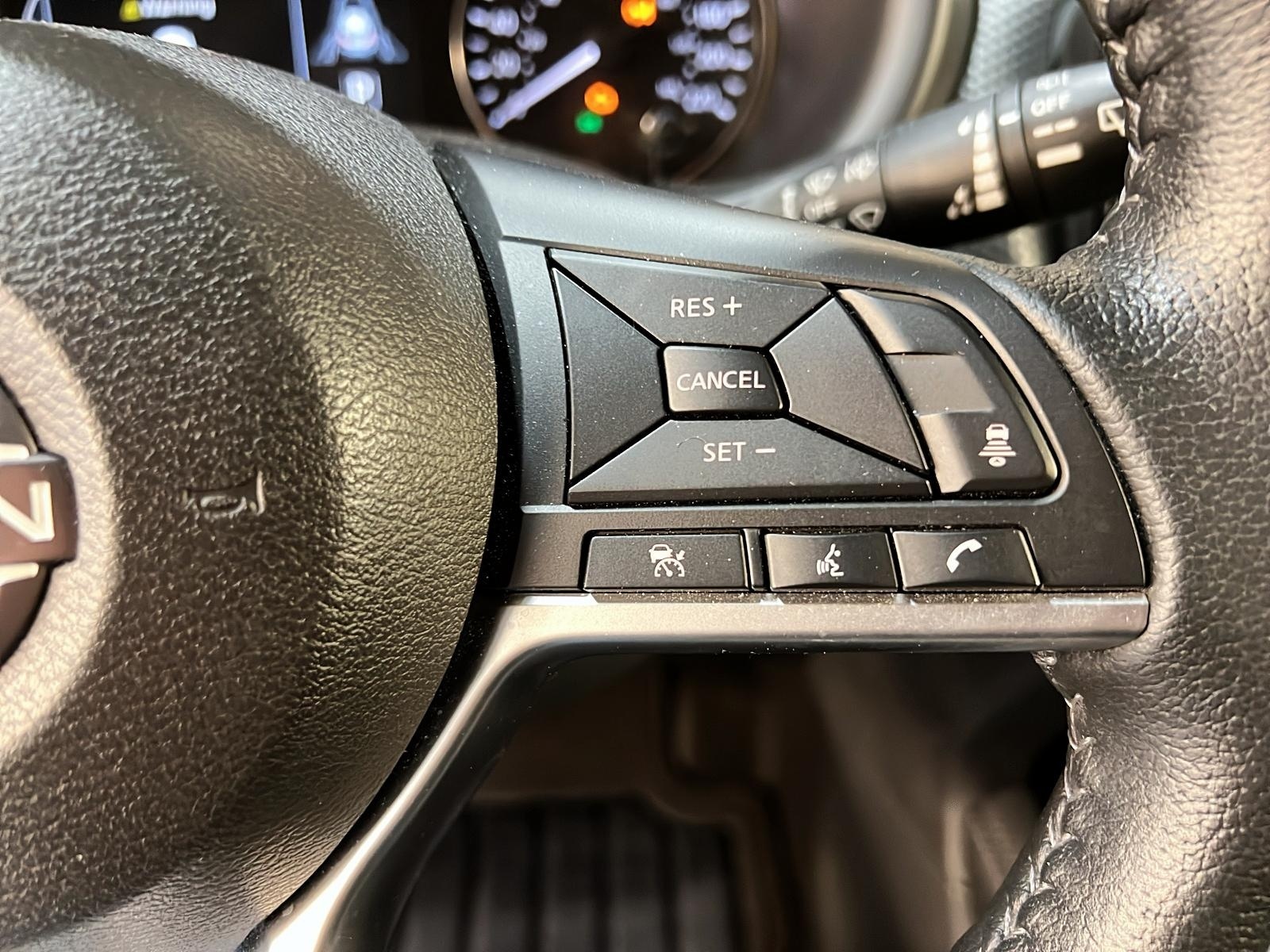 Nissan Kicks SV 2023 - image #18