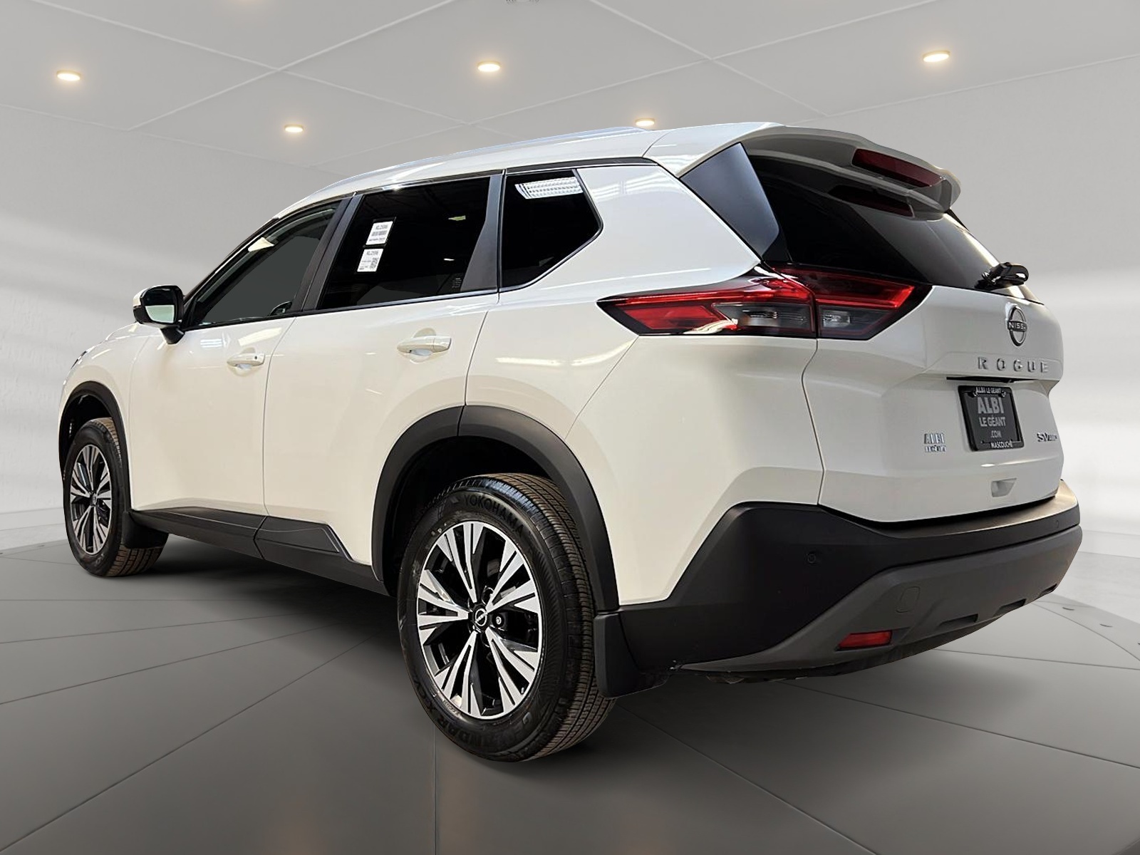 Nissan Rogue SV TOIT PANO 4RM 2023 — photo 6