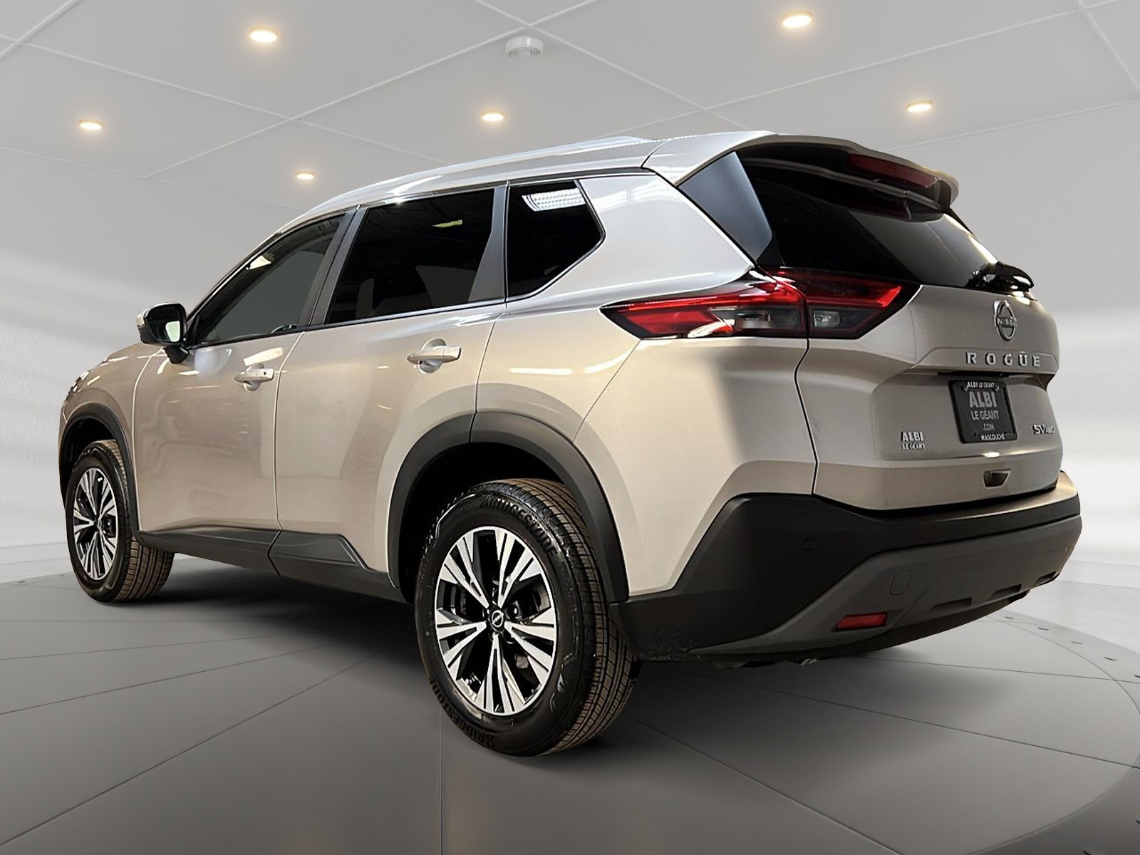 Nissan Rogue SV TOIT PANO 4RM 2023 — photo 6