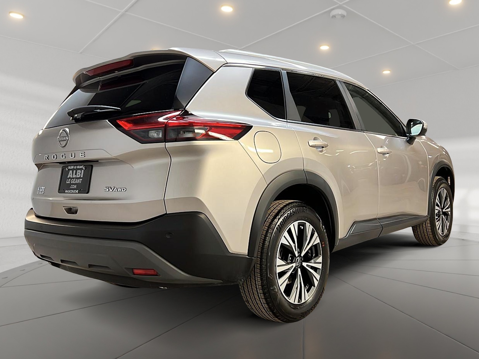 Nissan Rogue SV TOIT PANO 4RM 2023 — photo 4