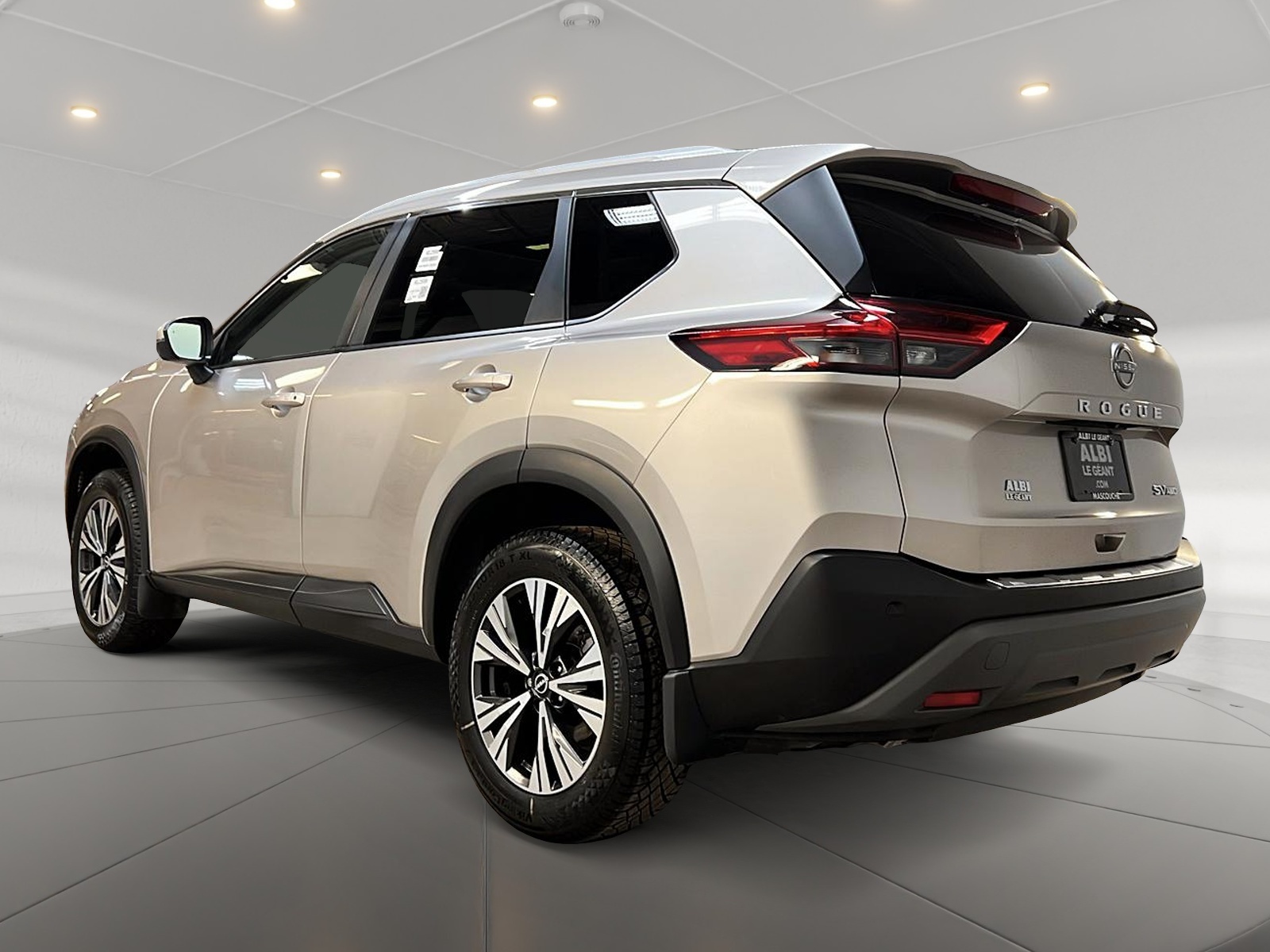 Nissan Rogue SV TOIT PANO 4RM 2023 - image #6