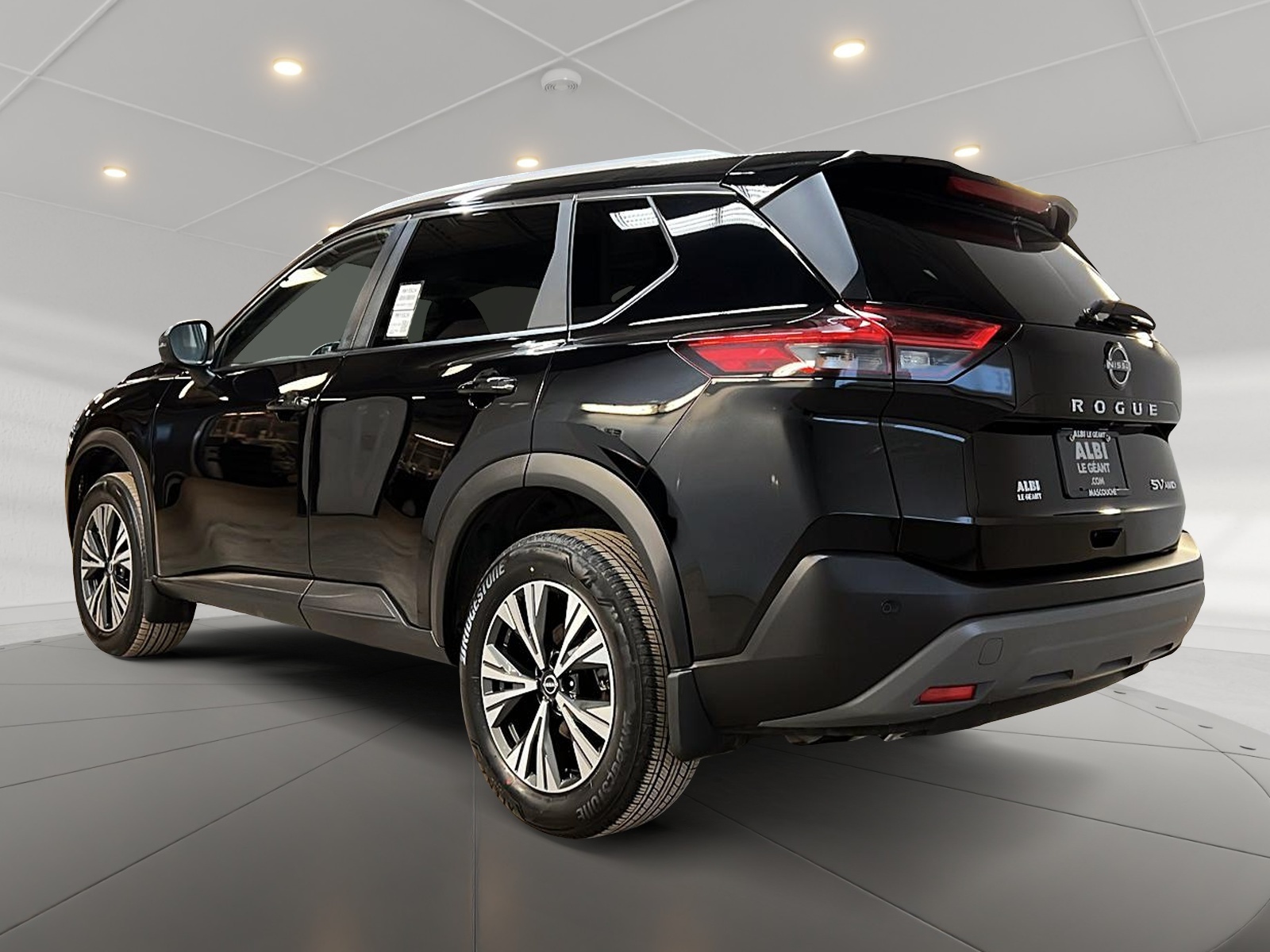 Nissan Rogue SV TOIT PANO 4RM 2023 — photo 6