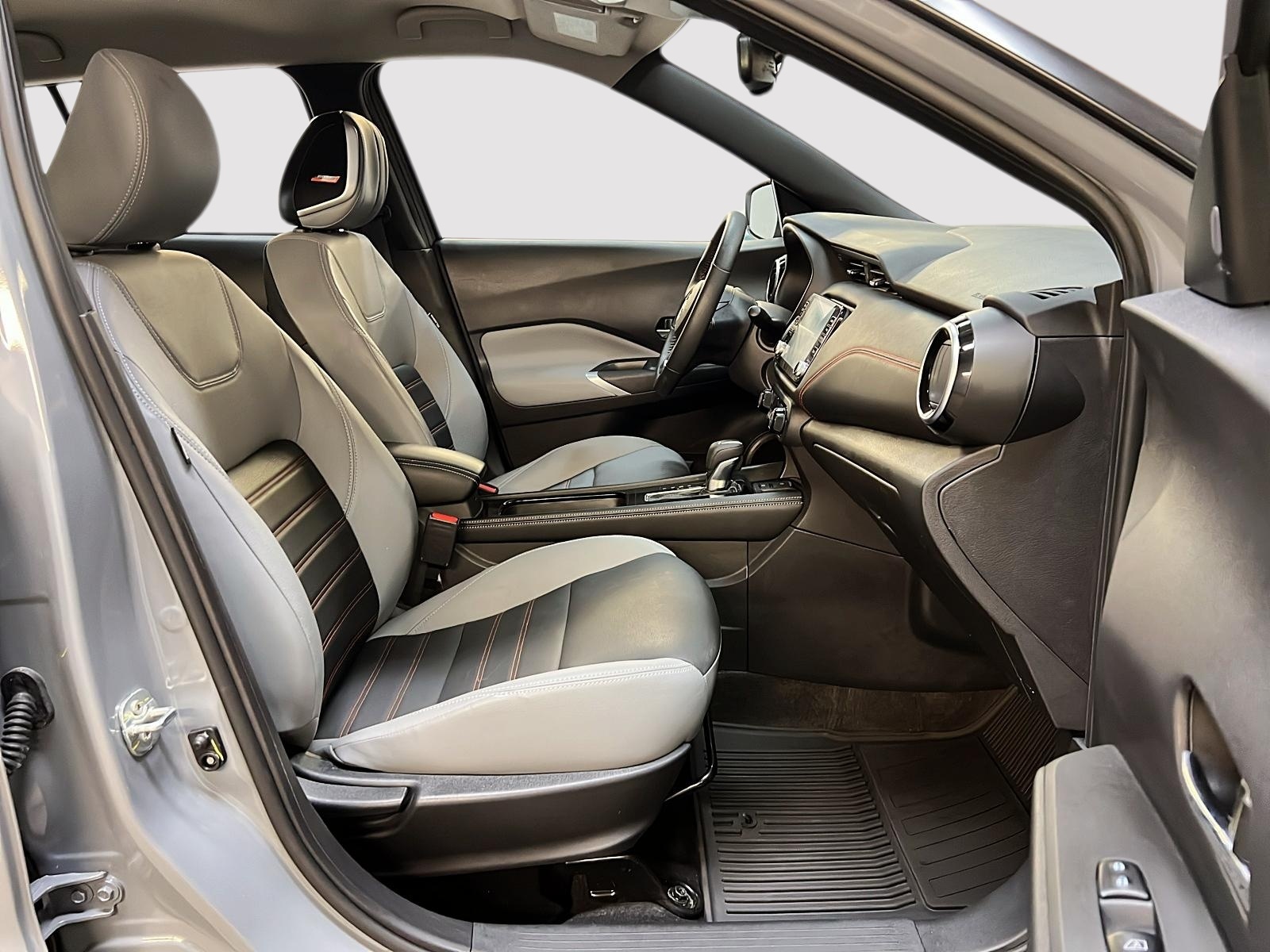 Nissan Kicks SR PREMIUM CUIR 2024 — photo 8
