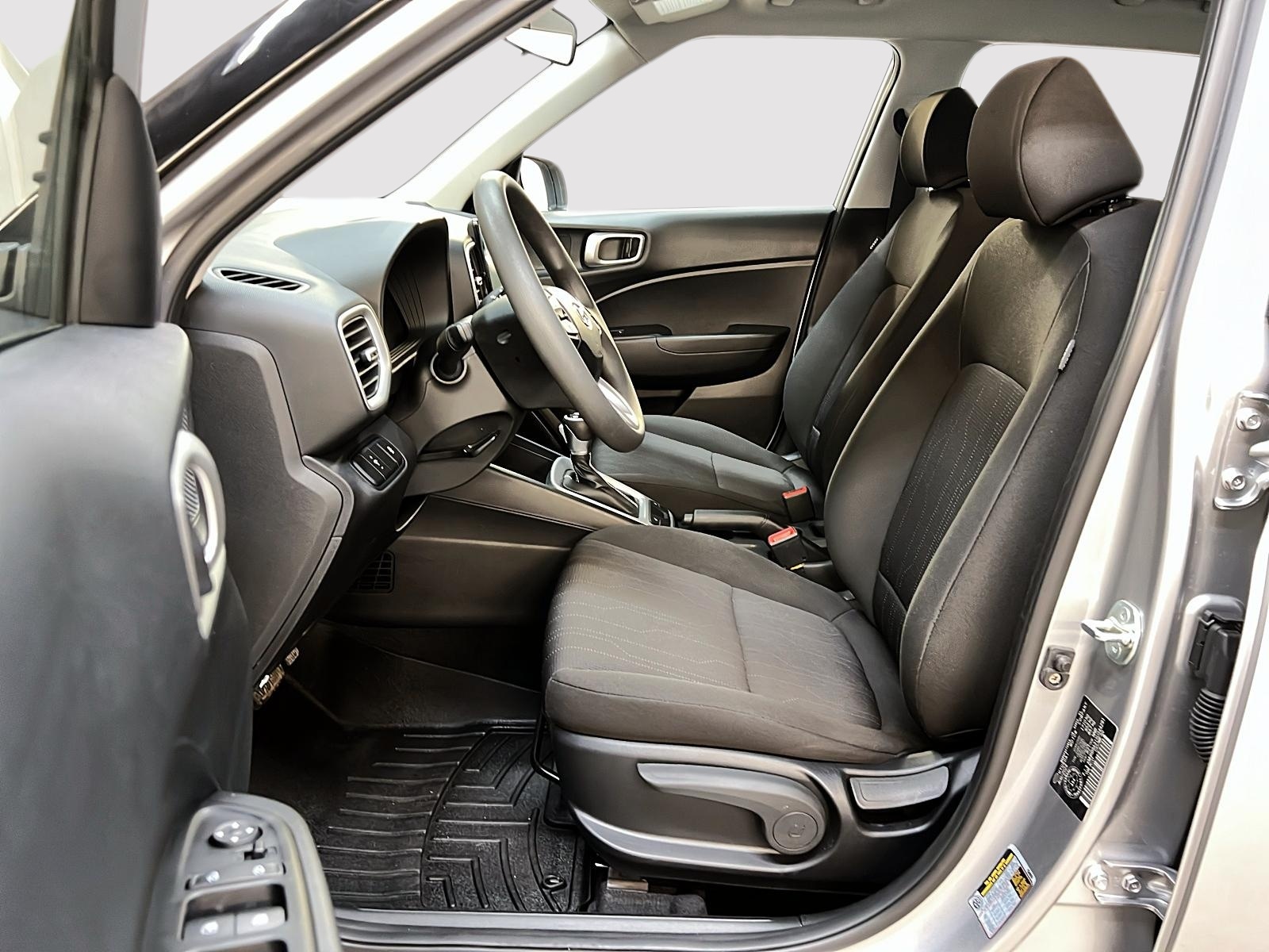 Hyundai Venue ESSENTIEL 2025 - image #7