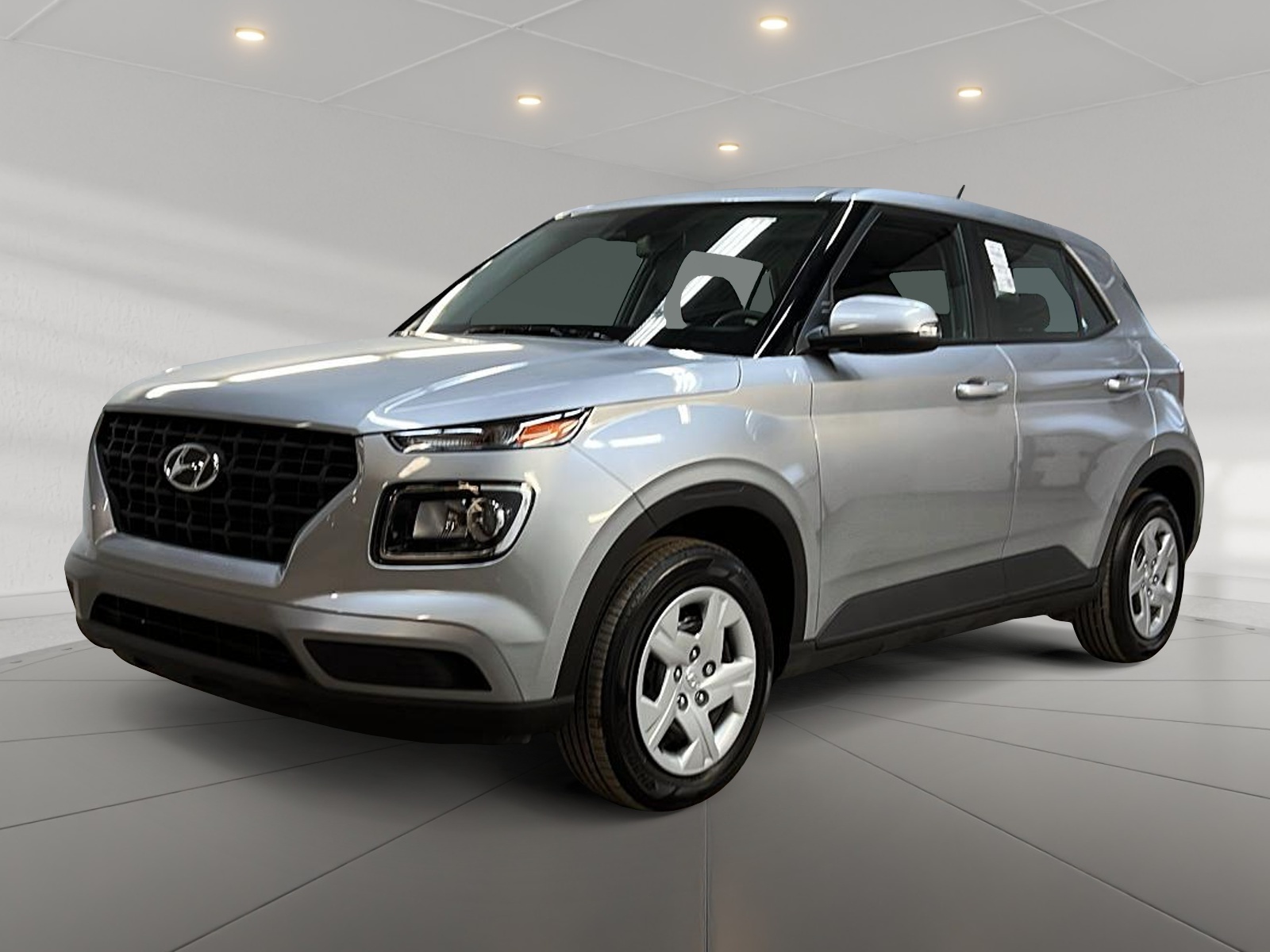 Hyundai Venue ESSENTIEL 2025 - image #1