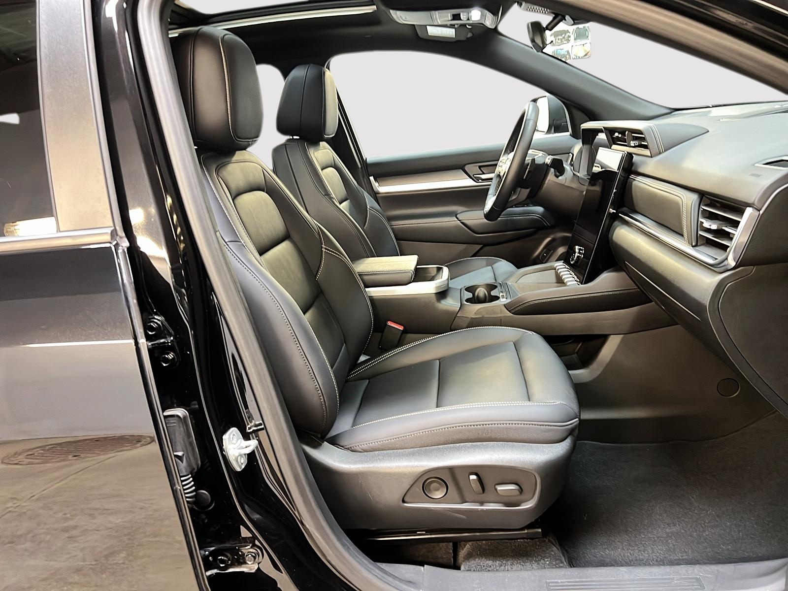 GMC Terrain ELEVATION CUIR TOIT PANO NAV 4RM 2025 - image #8