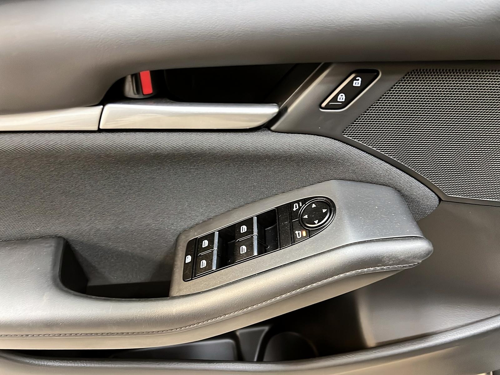 Mazda Mazda3 GS 2024 - image #22