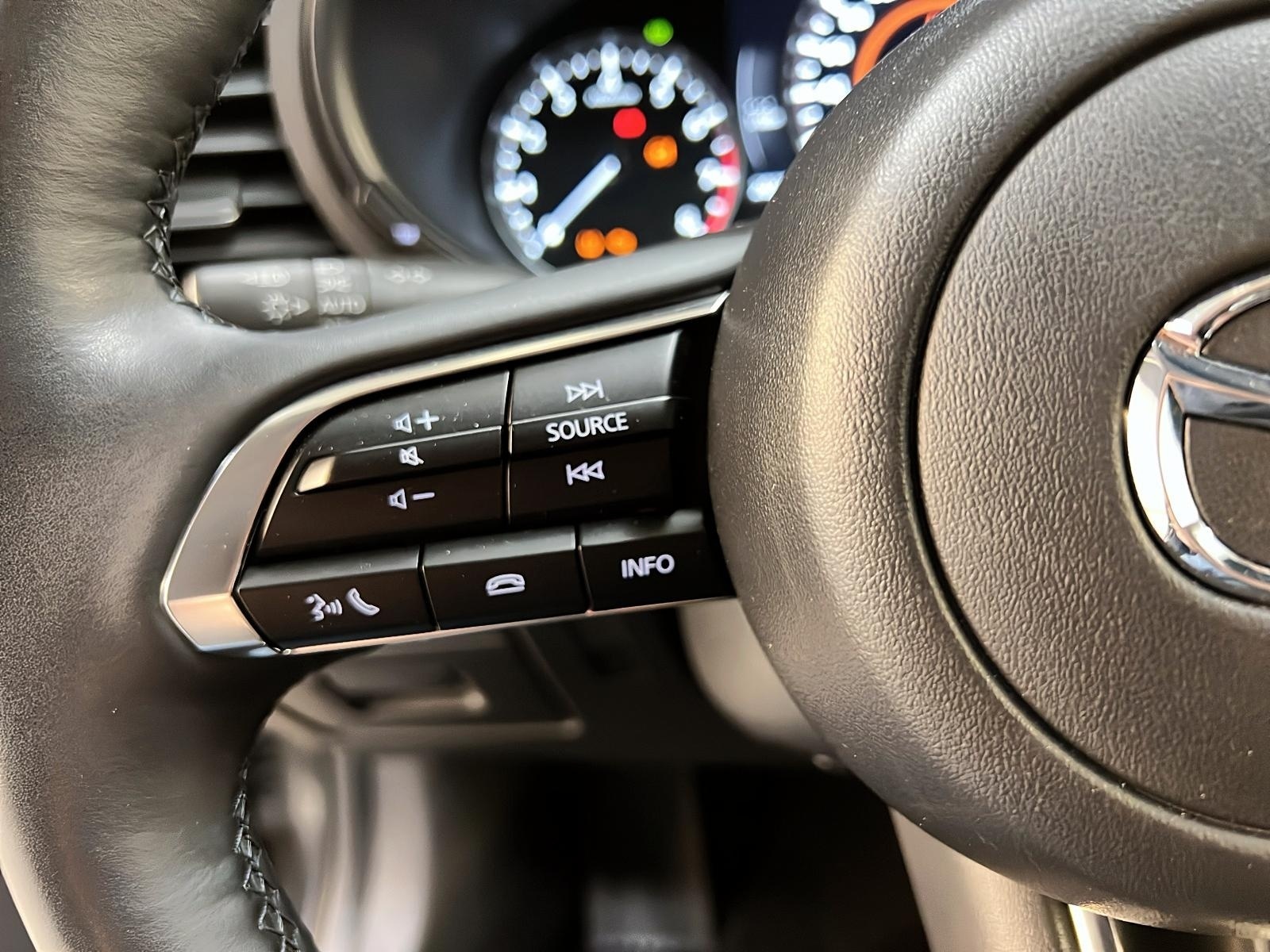 Mazda Mazda3 GS 2024 - image #20