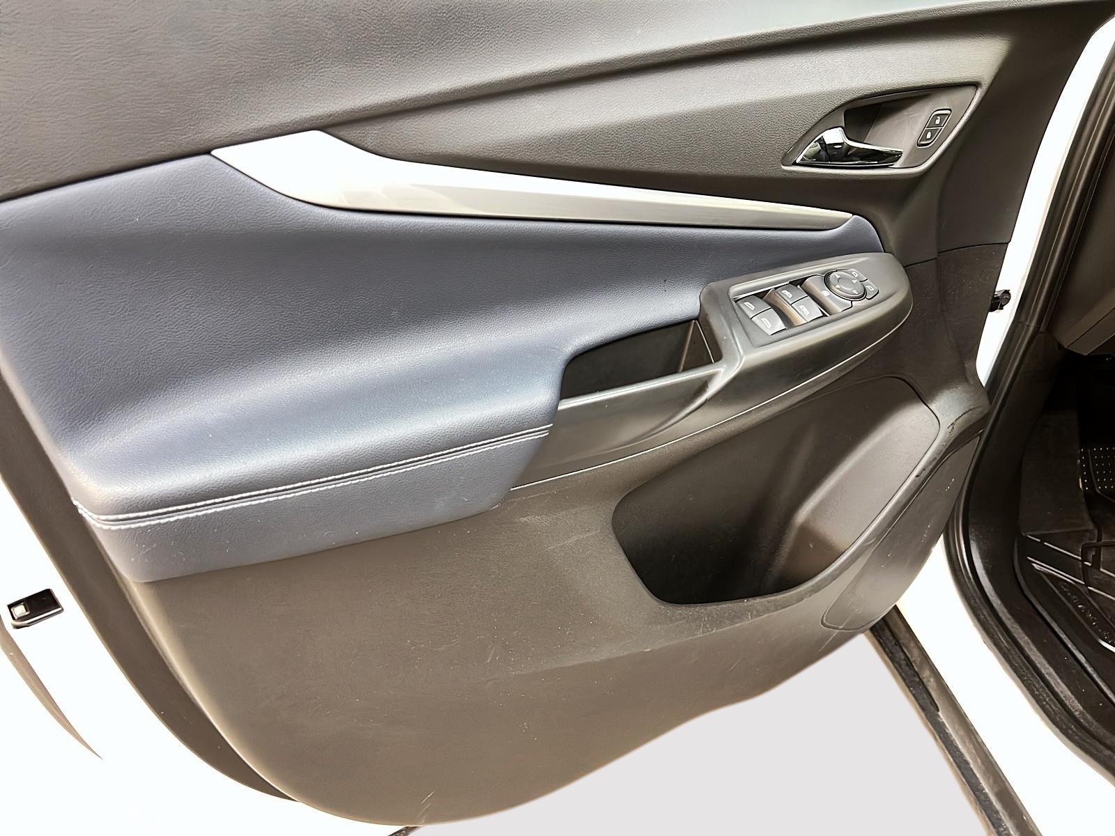 Chevrolet Bolt EUV 2023 - Image #22