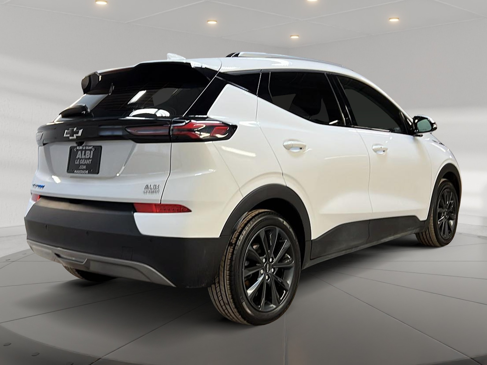 Chevrolet Bolt EUV 2023 - Image #4