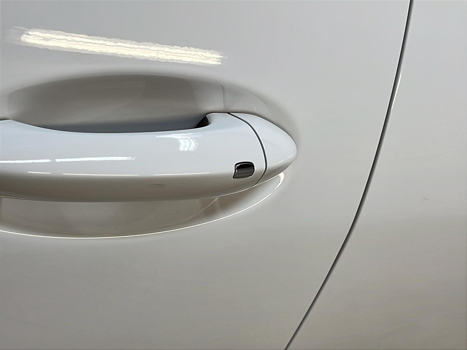 Chevrolet Bolt EUV 2023 - Image #24