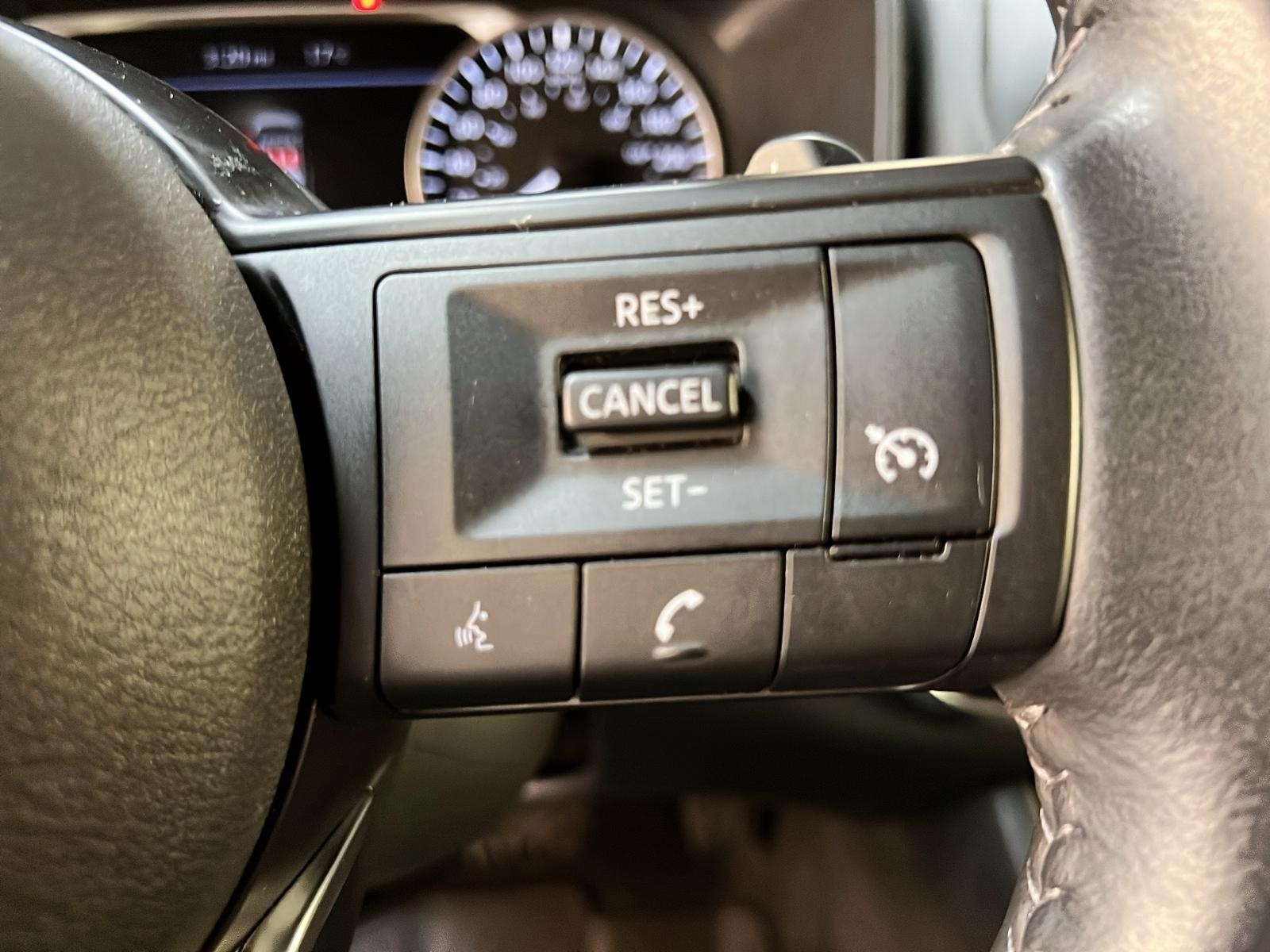 Nissan Rogue S 4RM 2023 - image #18