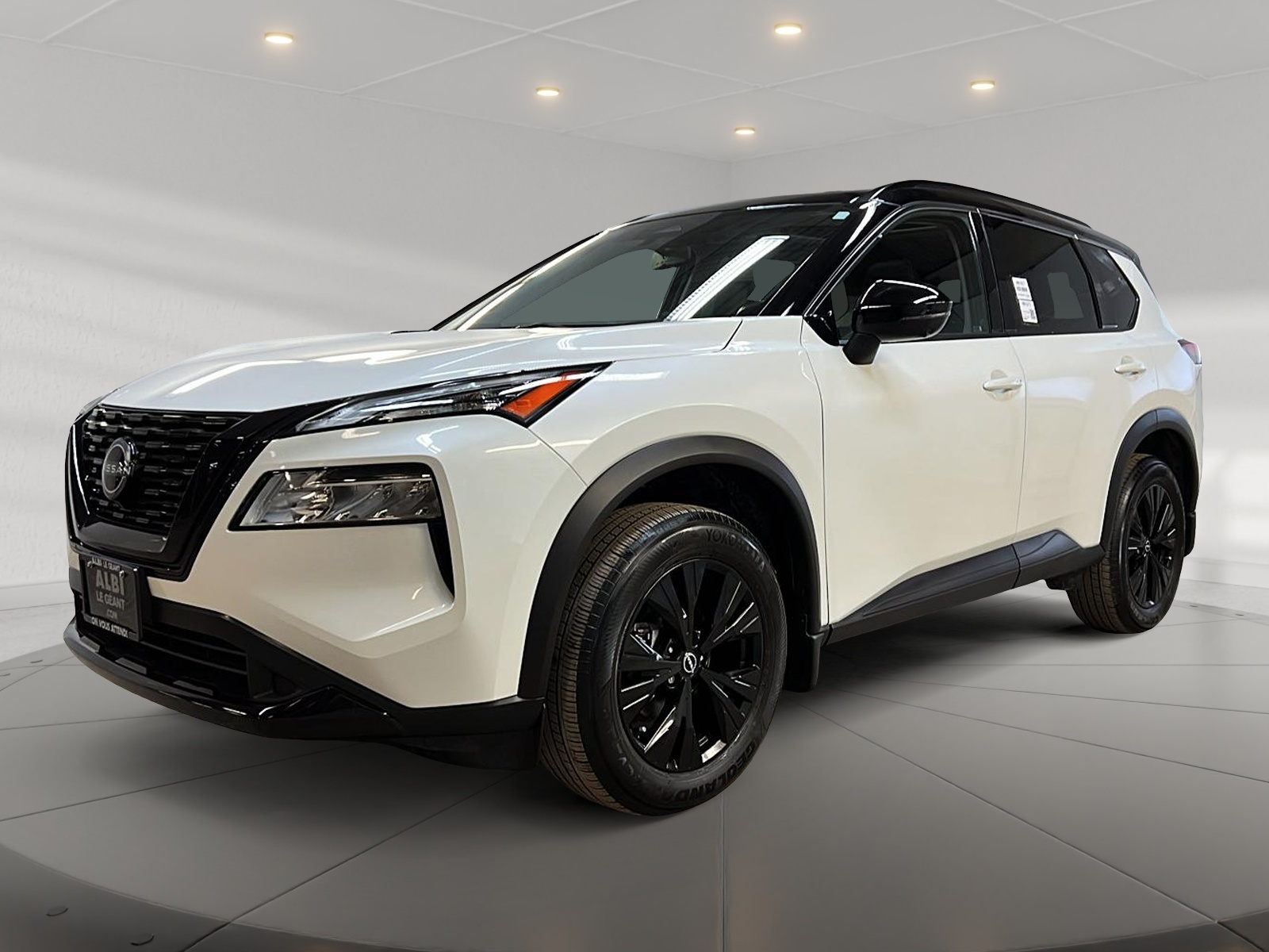 Nissan Rogue SV MIDNIGHT CUIR TOIT PANO 4RM 2023