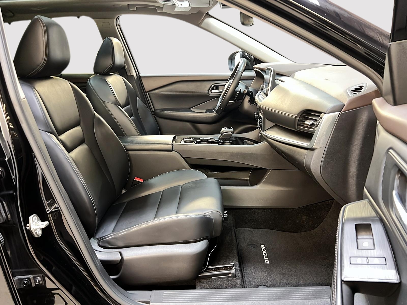 Nissan Rogue SV MIDNIGHT CUIR TOIT PANO 4RM 2023 — photo 8