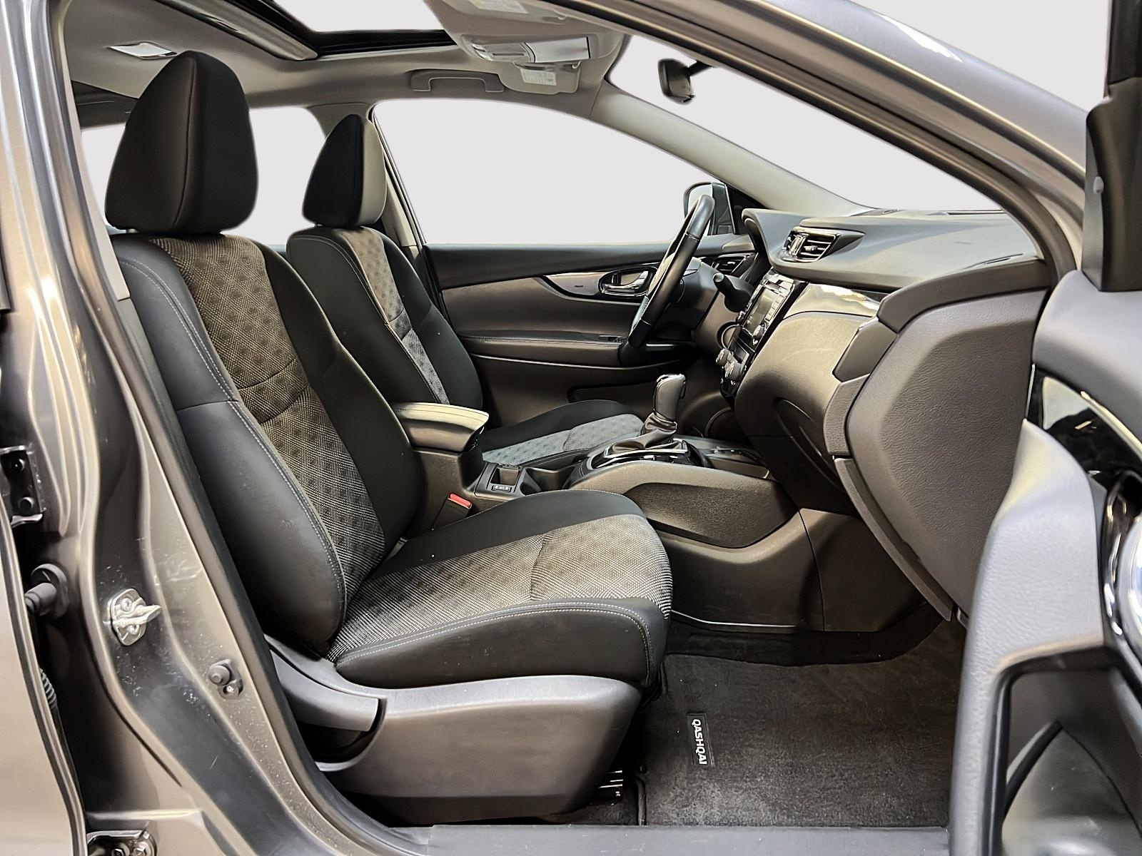 Nissan Qashqai SV TOIT 4RM 2023 — photo 8