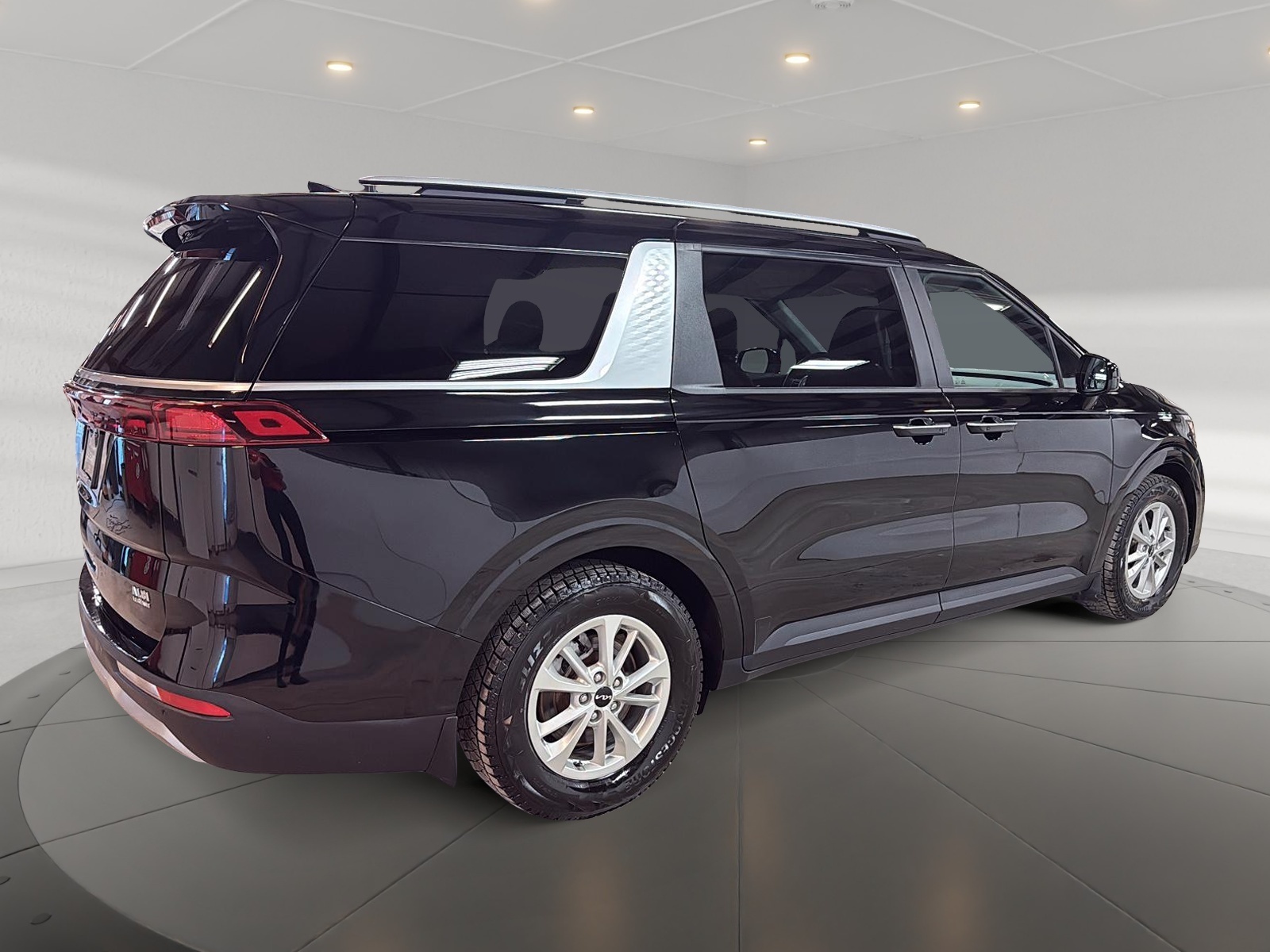 Kia CARNIVAL 2023 - Image #4